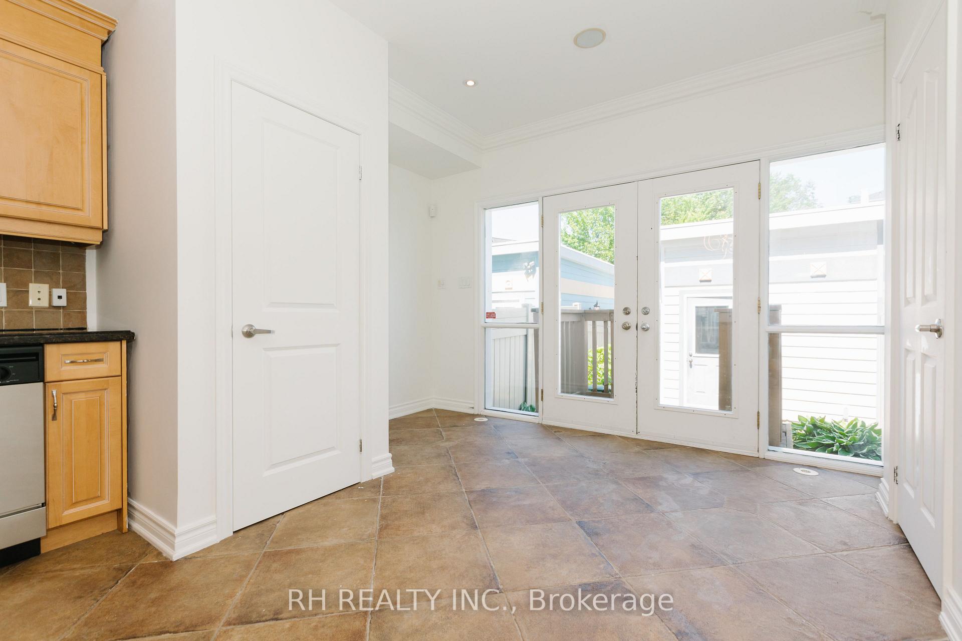 Photo 16 of 1820 Lake Shore Boulevard E, Toronto, The Beaches — HOMEH