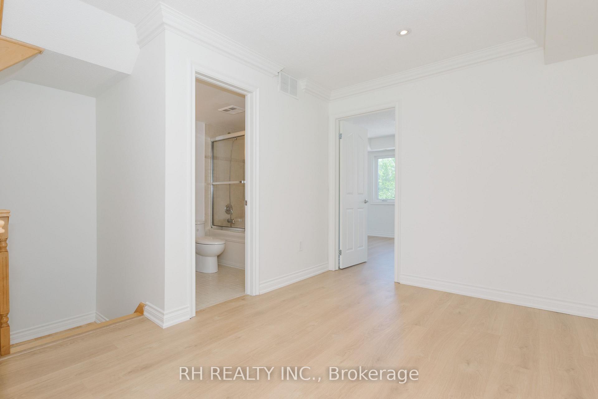 Photo 25 of 1820 Lake Shore Boulevard E, Toronto, The Beaches — HOMEH