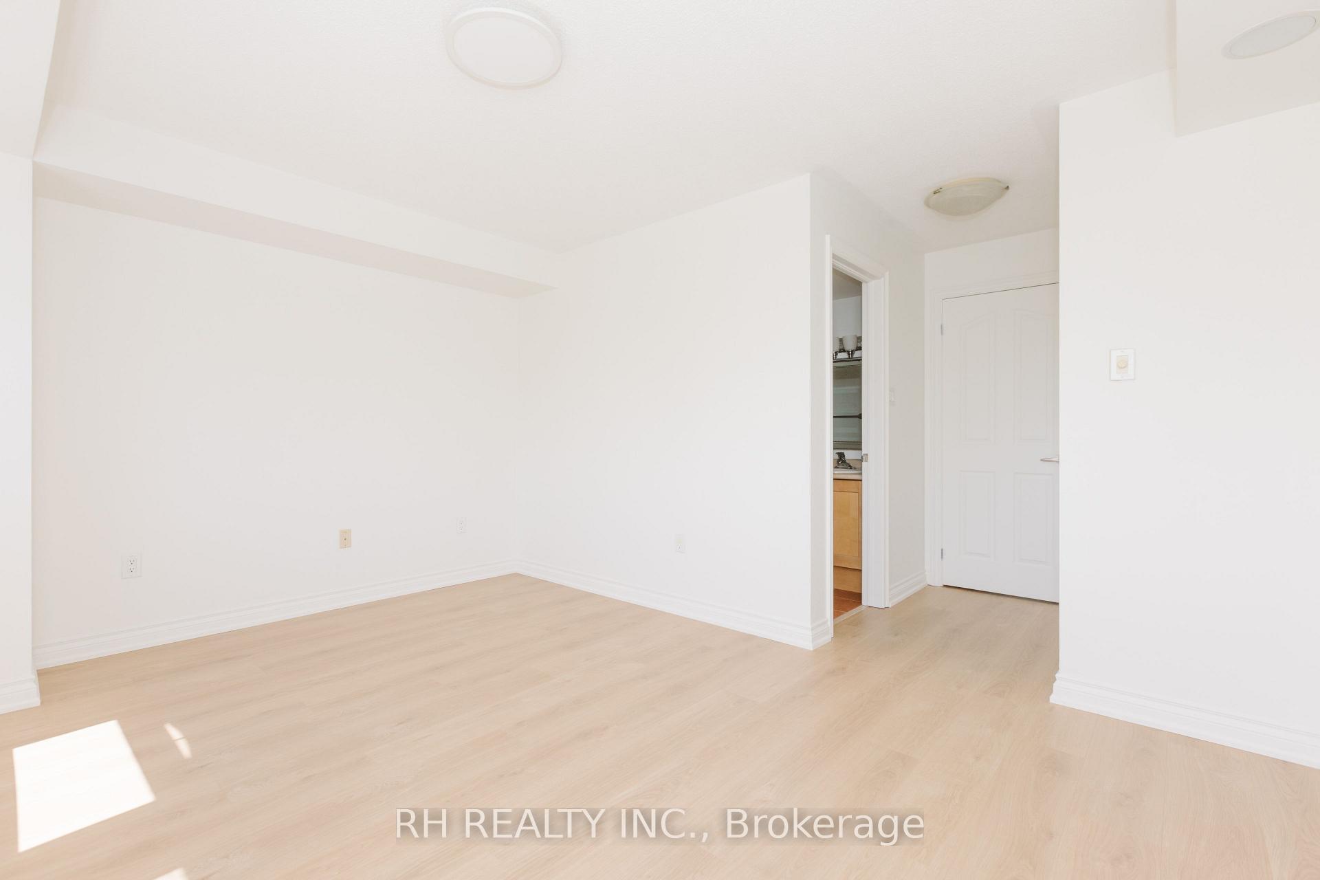 Photo 29 of 1820 Lake Shore Boulevard E, Toronto, The Beaches — HOMEH