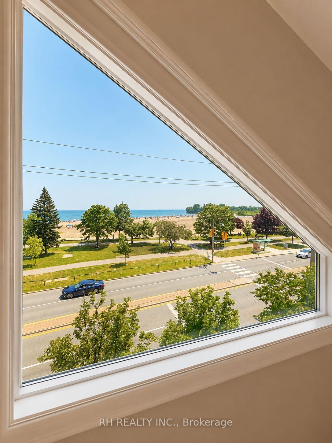 Photo 36 of 1820 Lake Shore Boulevard E, Toronto, The Beaches — HOMEH