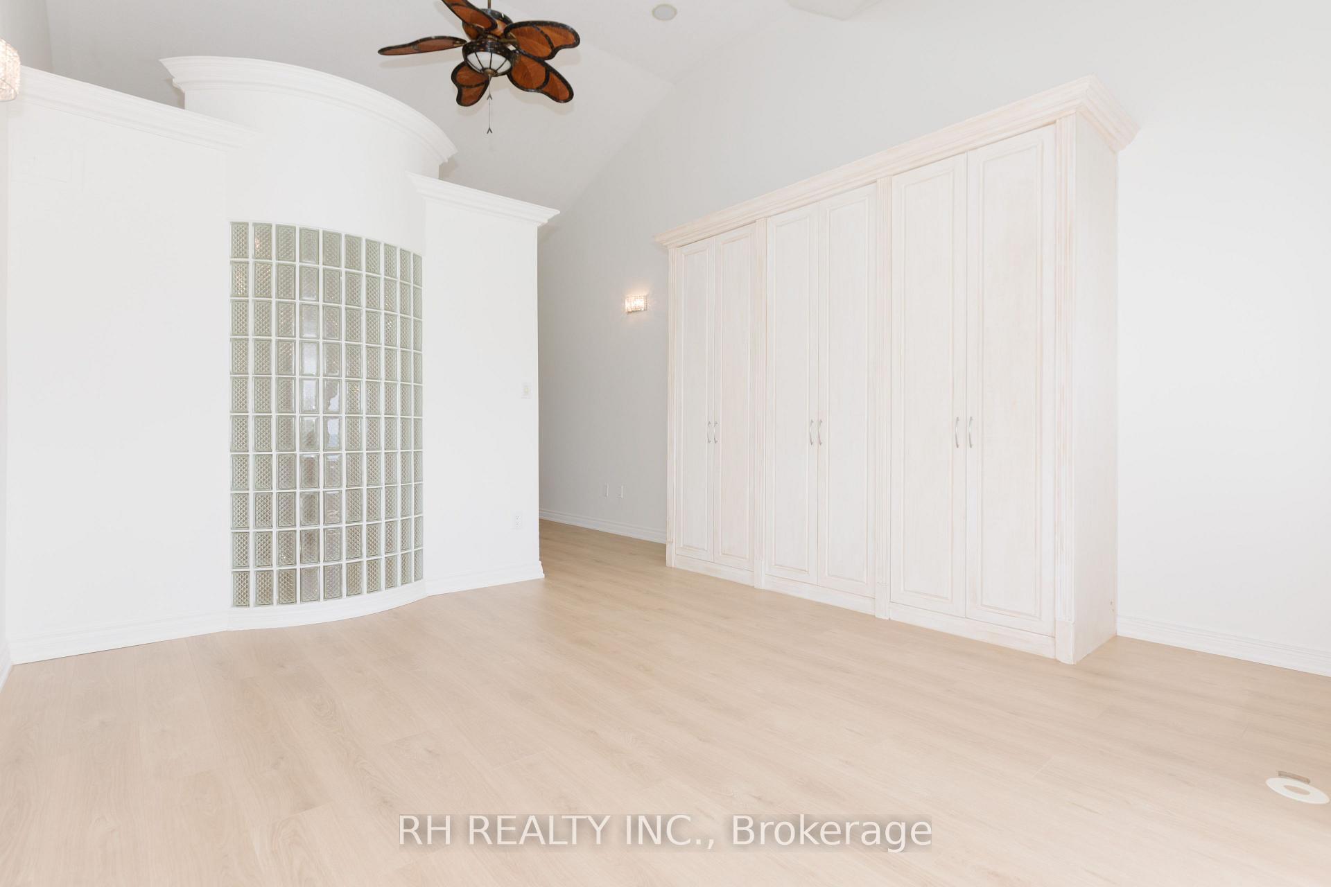 Photo 37 of 1820 Lake Shore Boulevard E, Toronto, The Beaches — HOMEH