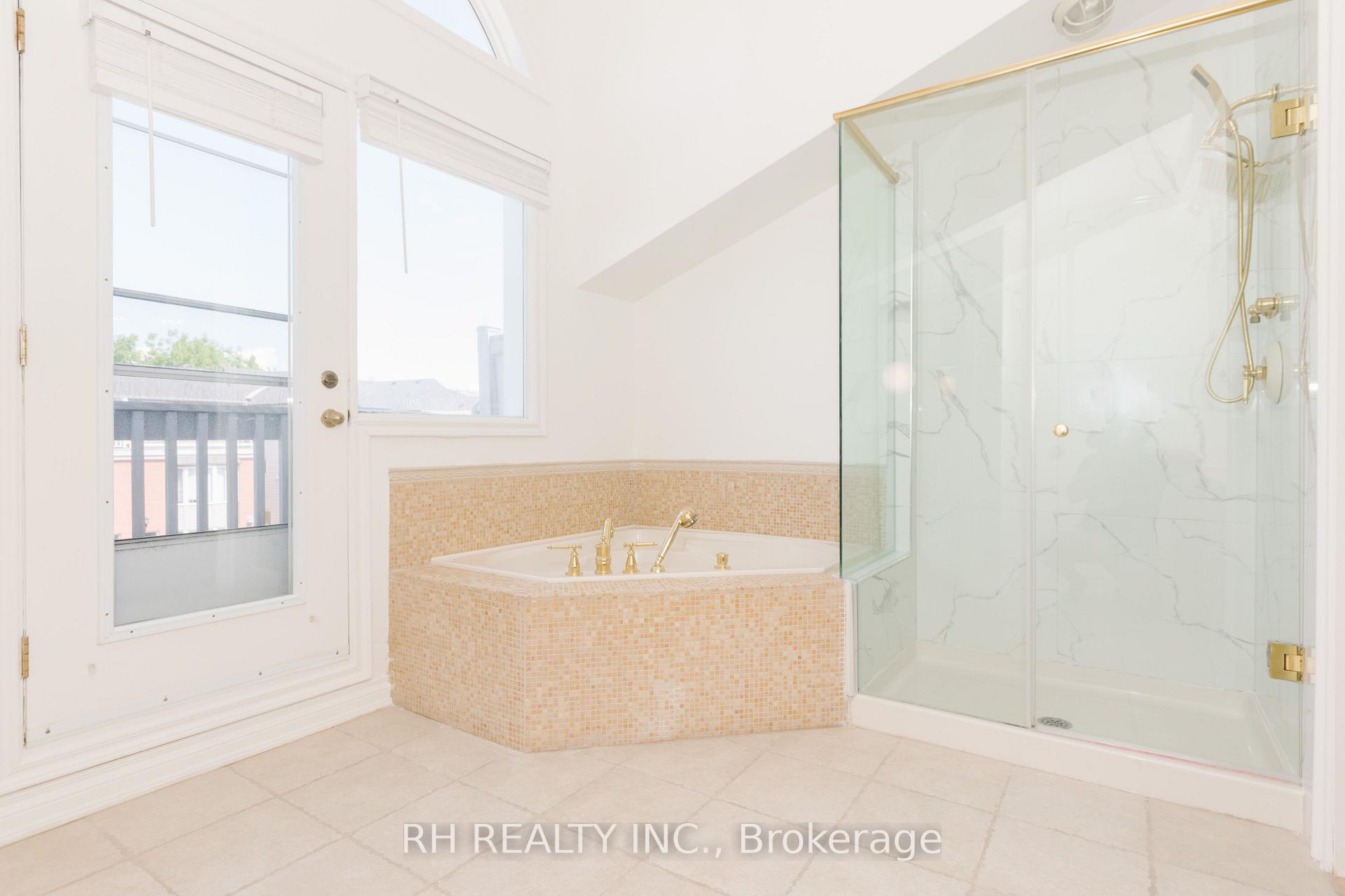 Photo 42 of 1820 Lake Shore Boulevard E, Toronto, The Beaches — HOMEH