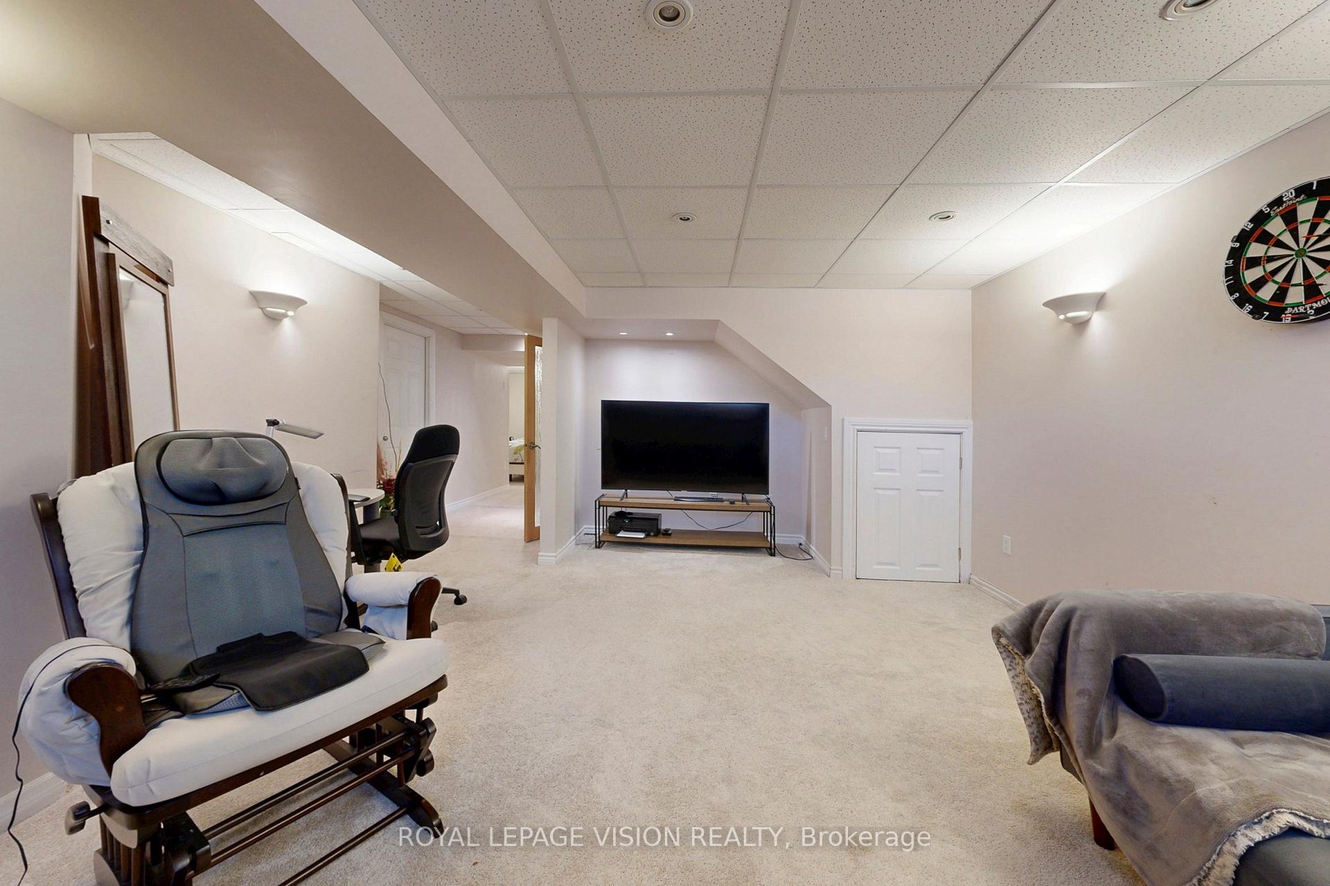 Photo 29 of Unit 16, 39 Lucas Lane, Ajax, South West — HOMEH