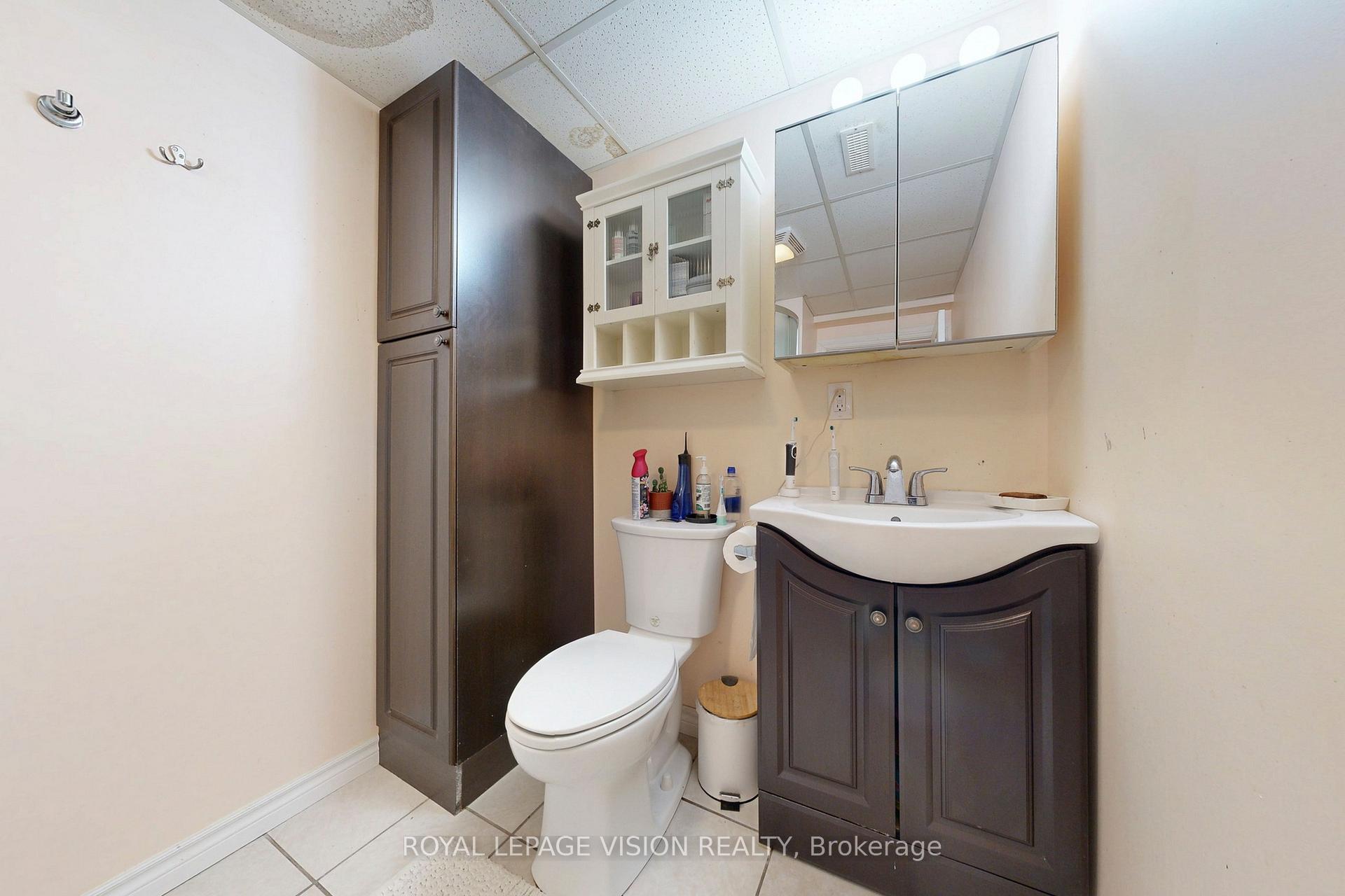 Photo 33 of Unit 16, 39 Lucas Lane, Ajax, South West — HOMEH