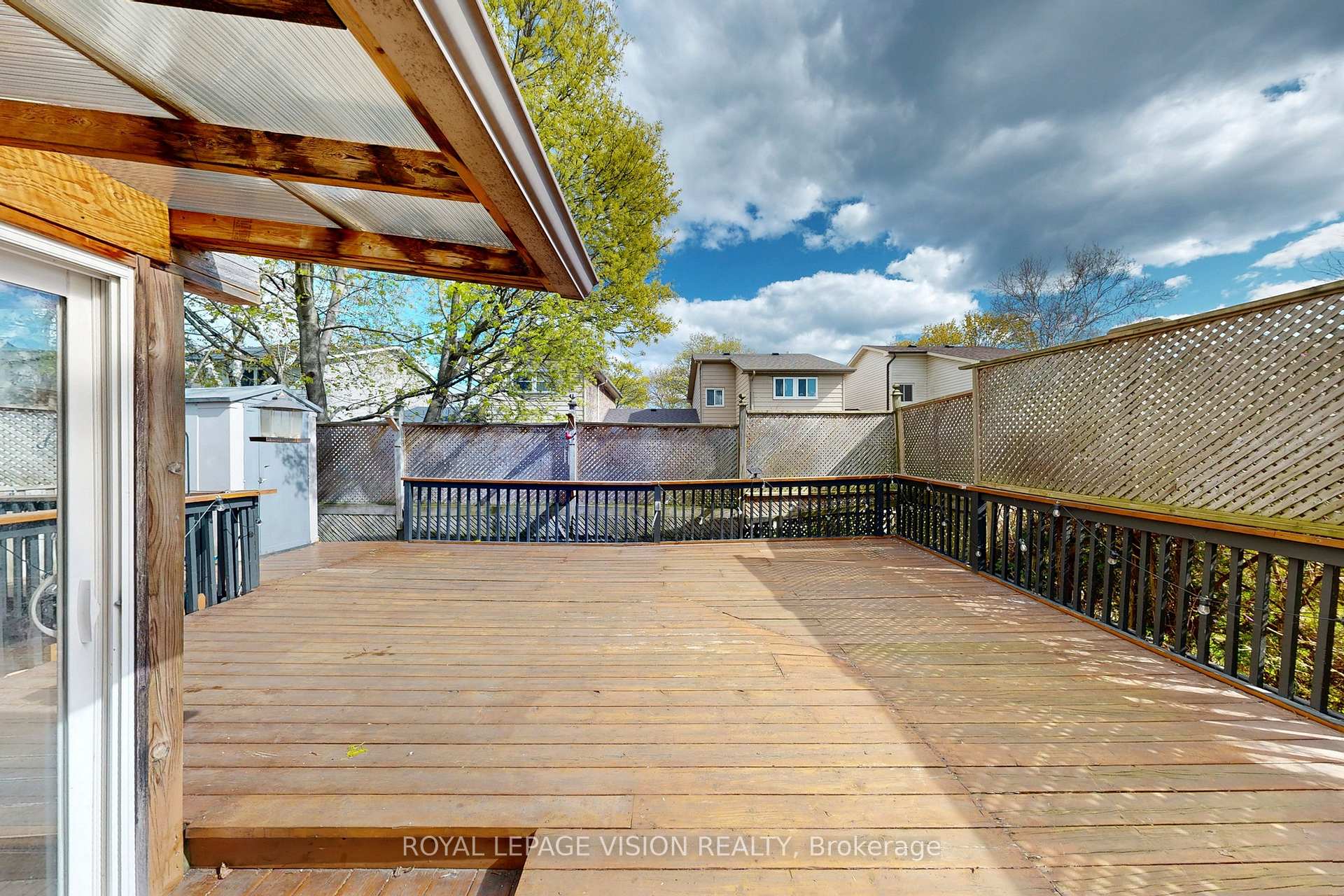 Photo 36 of Unit 16, 39 Lucas Lane, Ajax, South West — HOMEH