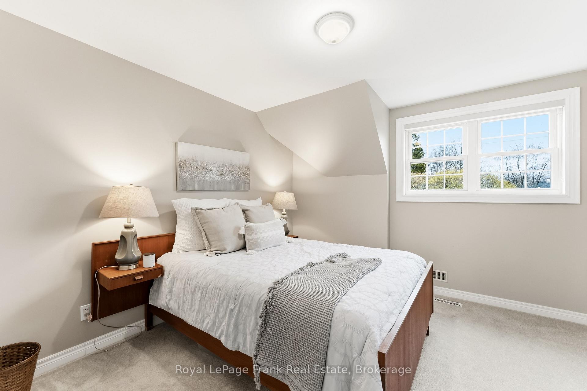 Photo 26 of 470 Poplar Avenue, Ajax, South East — HOMEH