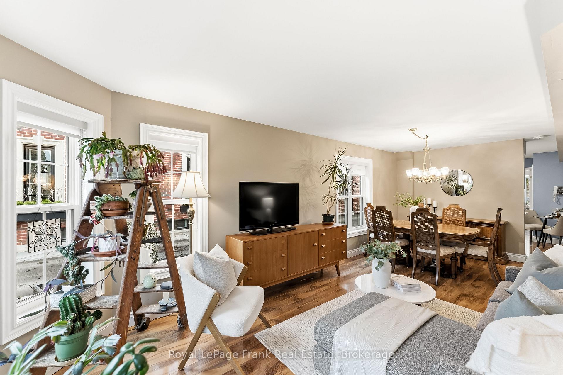 Photo 34 of 470 Poplar Avenue, Ajax, South East — HOMEH