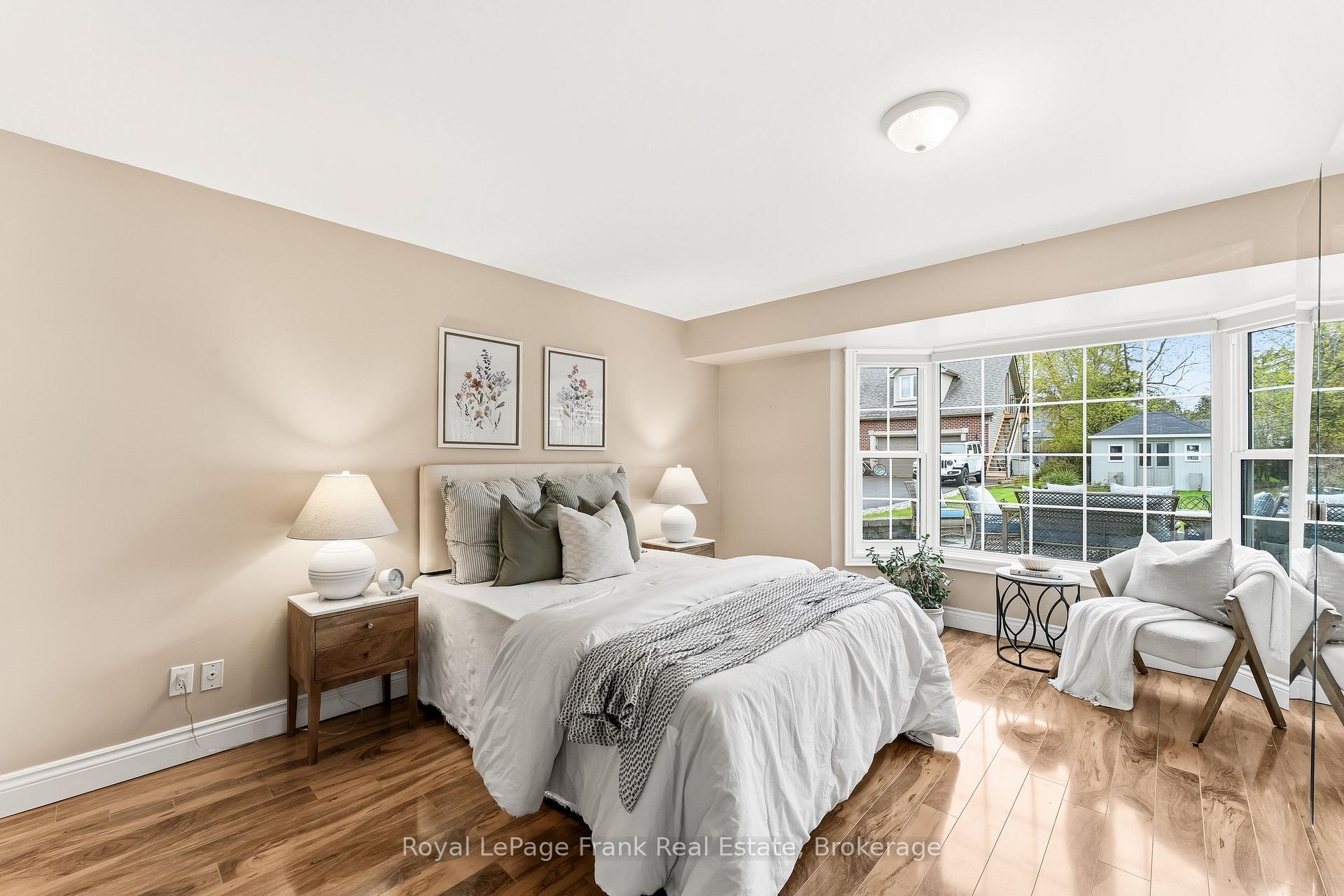 Photo 35 of 470 Poplar Avenue, Ajax, South East — HOMEH