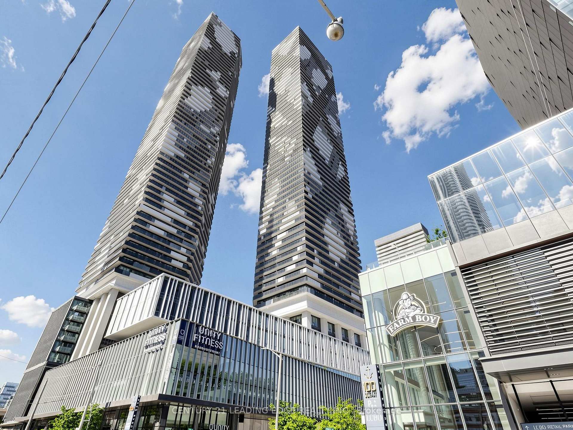 Photo 2 of Unit 6211, 55 Cooper Street, Toronto, Waterfront Communities — HOMEH