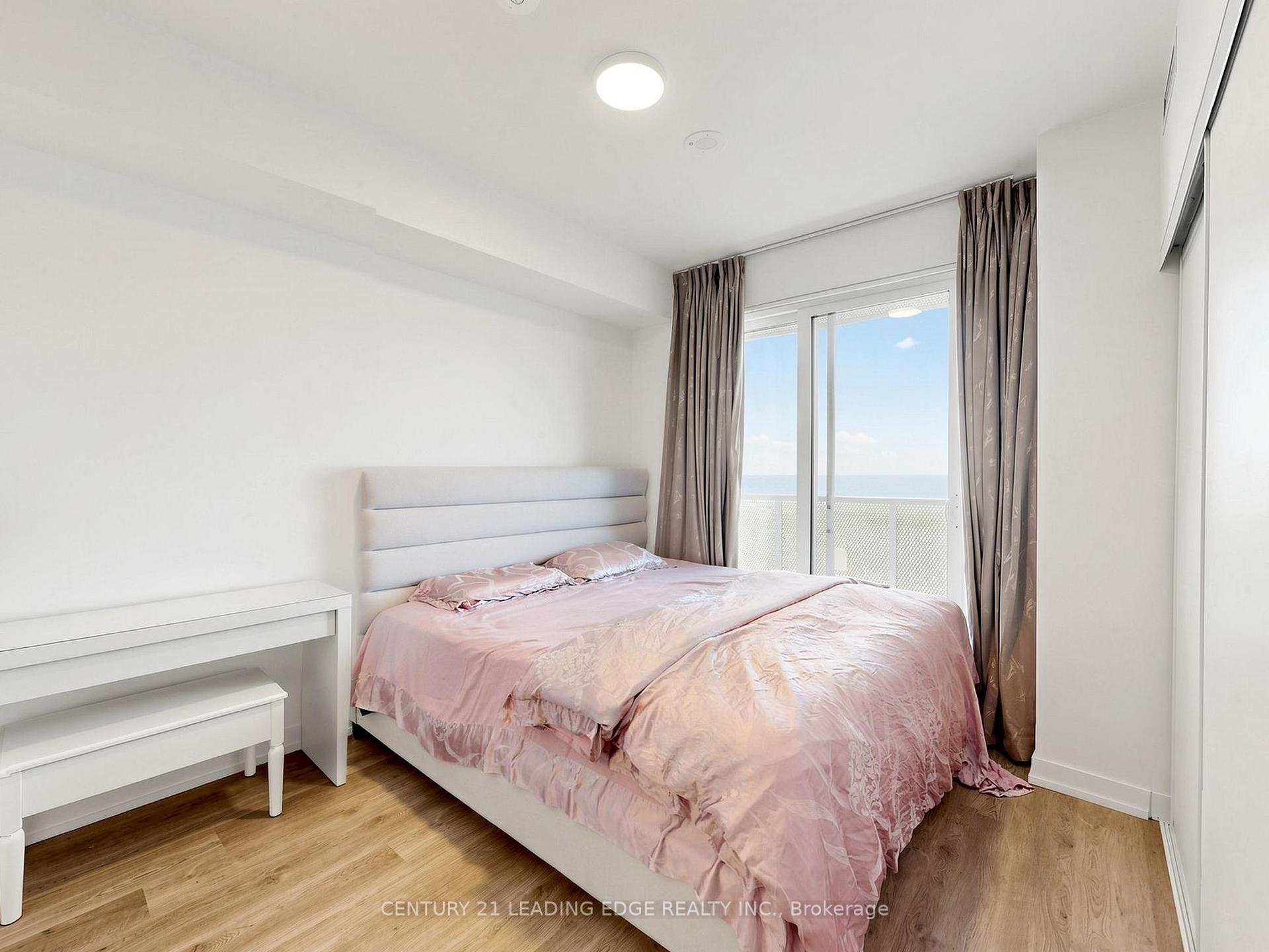 Photo 17 of Unit 6211, 55 Cooper Street, Toronto, Waterfront Communities — HOMEH