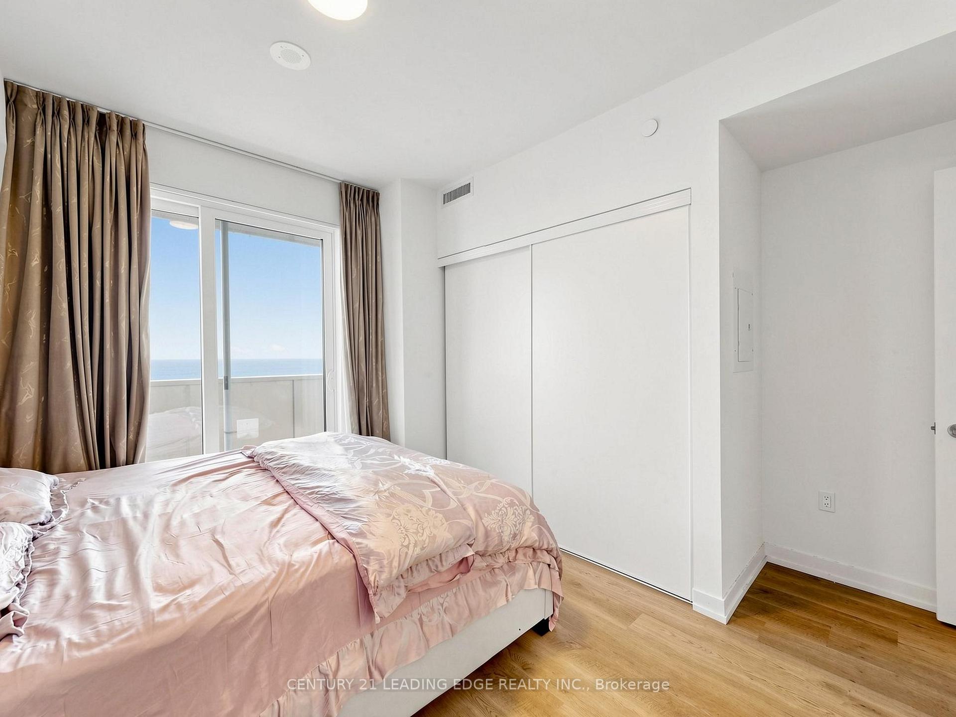 Photo 18 of Unit 6211, 55 Cooper Street, Toronto, Waterfront Communities — HOMEH