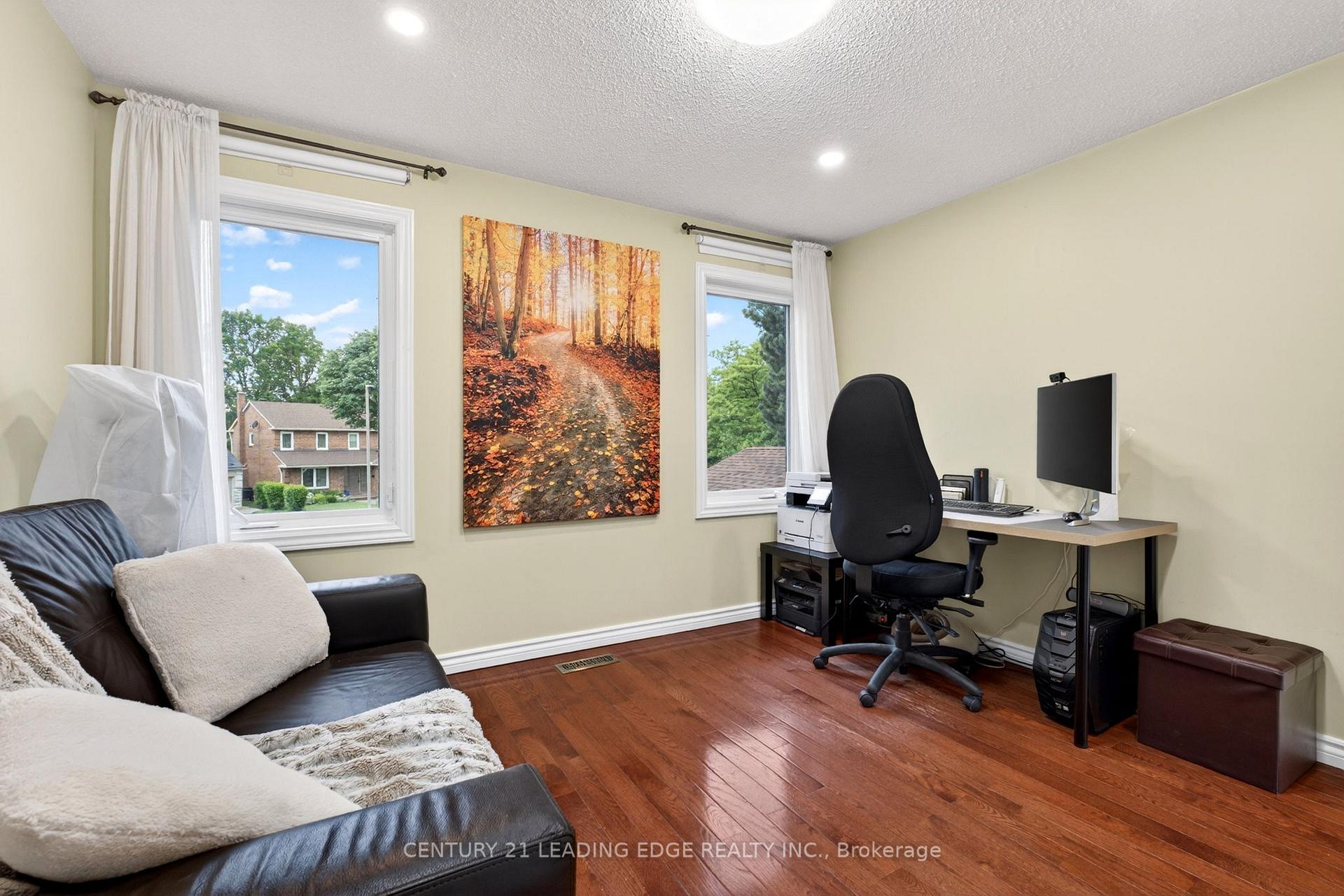 Photo 33 of 2300 Folkway Drive, Mississauga, Erin Mills — HOMEH