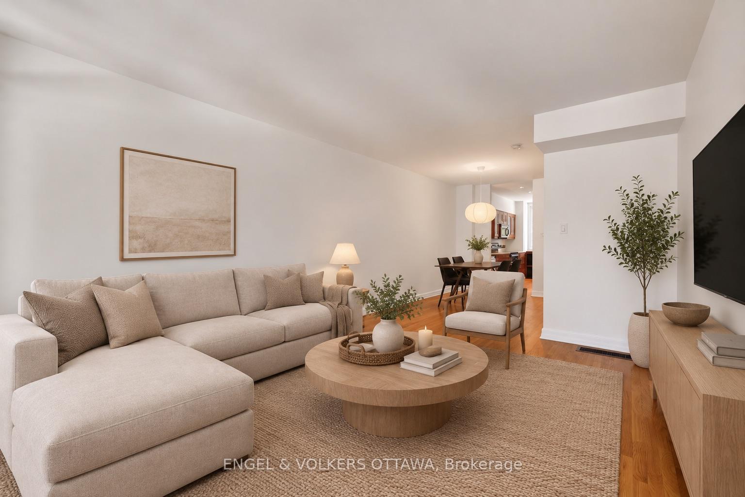 Photo 15 of 107 A Third Avenue, Ottawa, Glebe — HOMEH