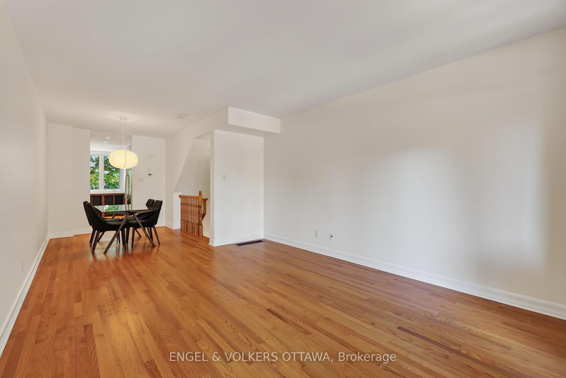 Photo 18 of 107 A Third Avenue, Ottawa, Glebe — HOMEH
