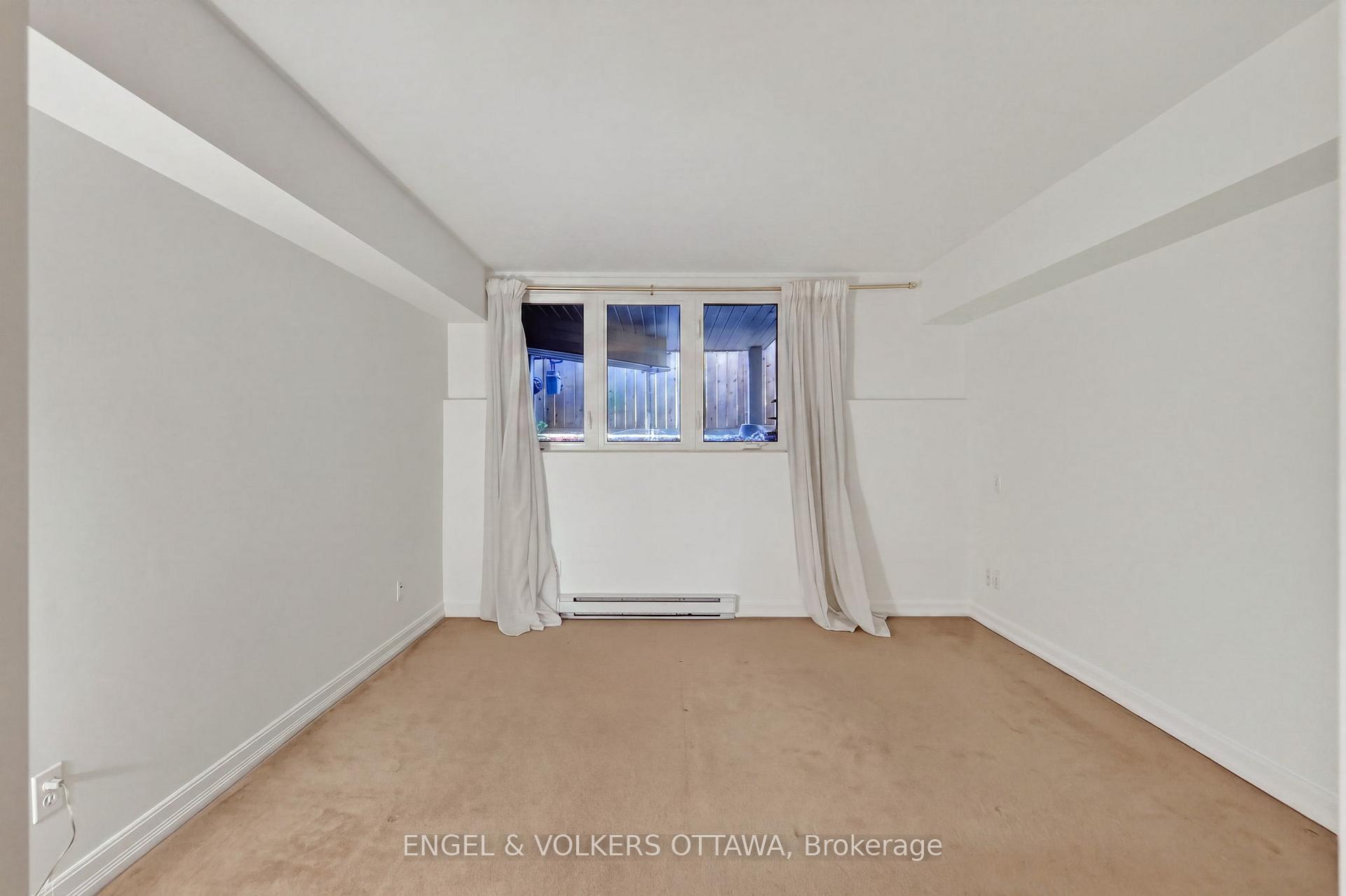 Photo 22 of 107 A Third Avenue, Ottawa, Glebe — HOMEH