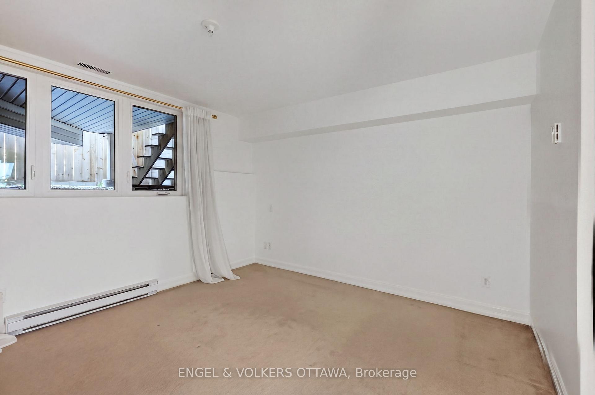 Photo 23 of 107 A Third Avenue, Ottawa, Glebe — HOMEH