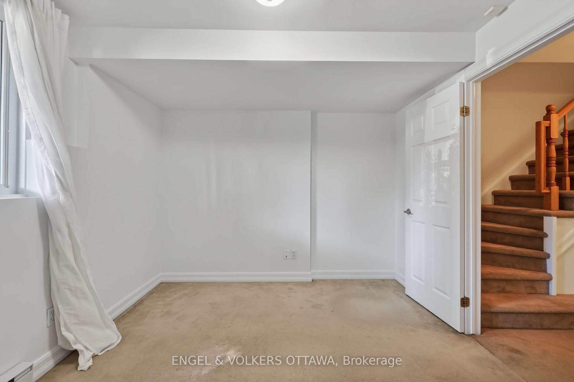 Photo 29 of 107 A Third Avenue, Ottawa, Glebe — HOMEH