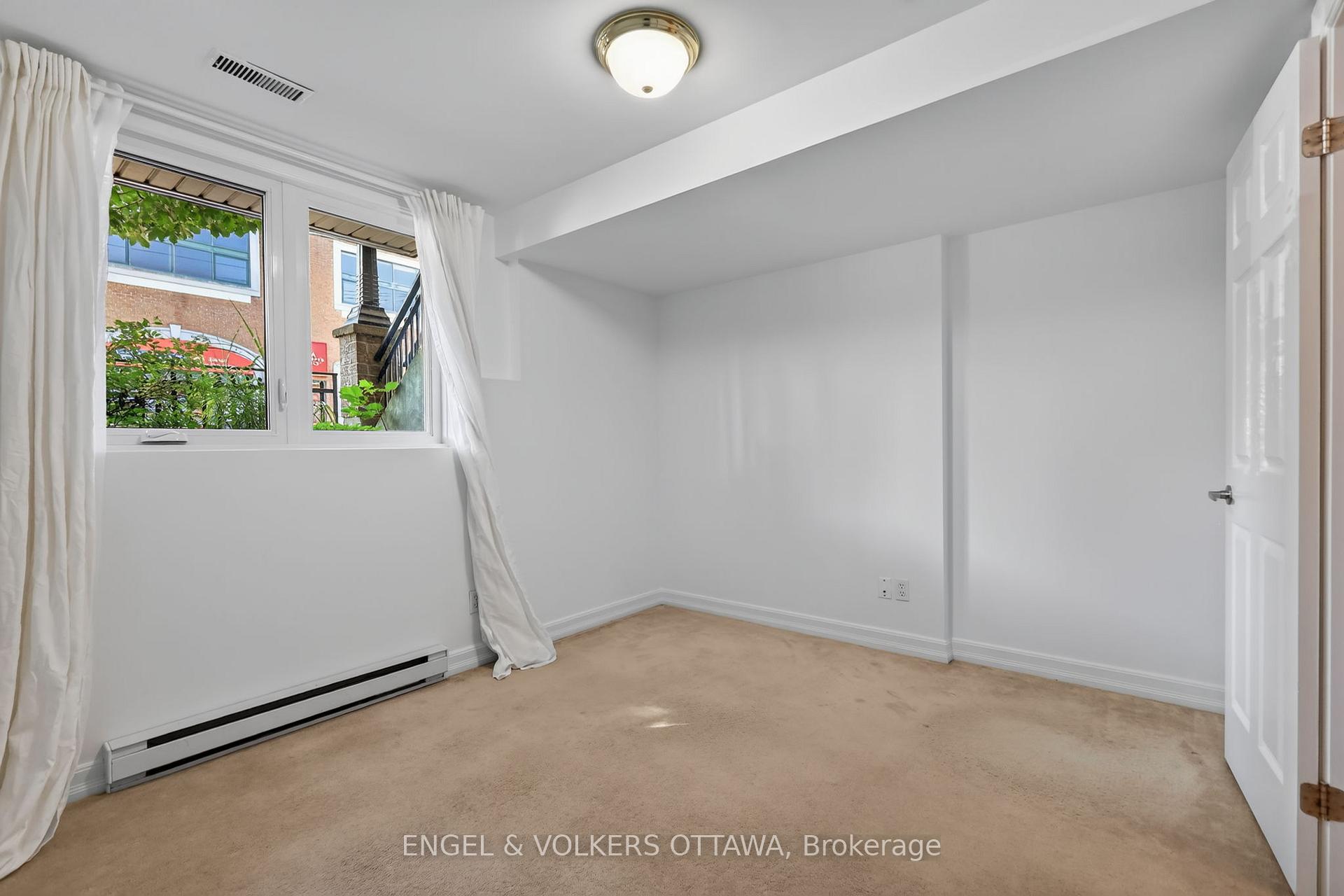 Photo 30 of 107 A Third Avenue, Ottawa, Glebe — HOMEH