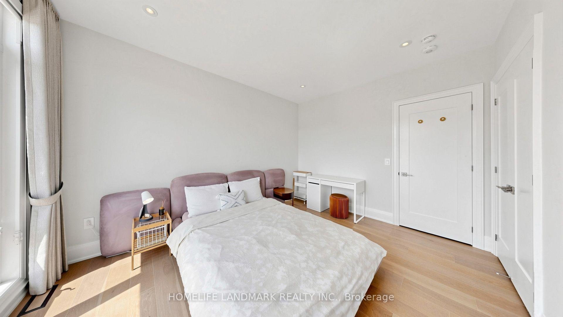 Photo 41 of 44 David Dunlap Boulevard, Richmond Hill, Observatory — HOMEH