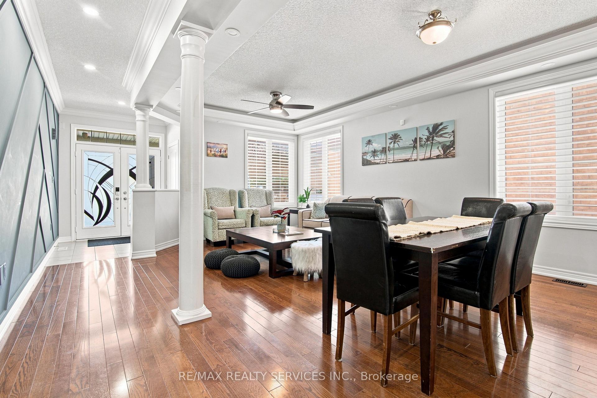 Photo 3 of 196 Bonnieglen Farm Boulevard, Caledon, Rural Caledon — HOMEH