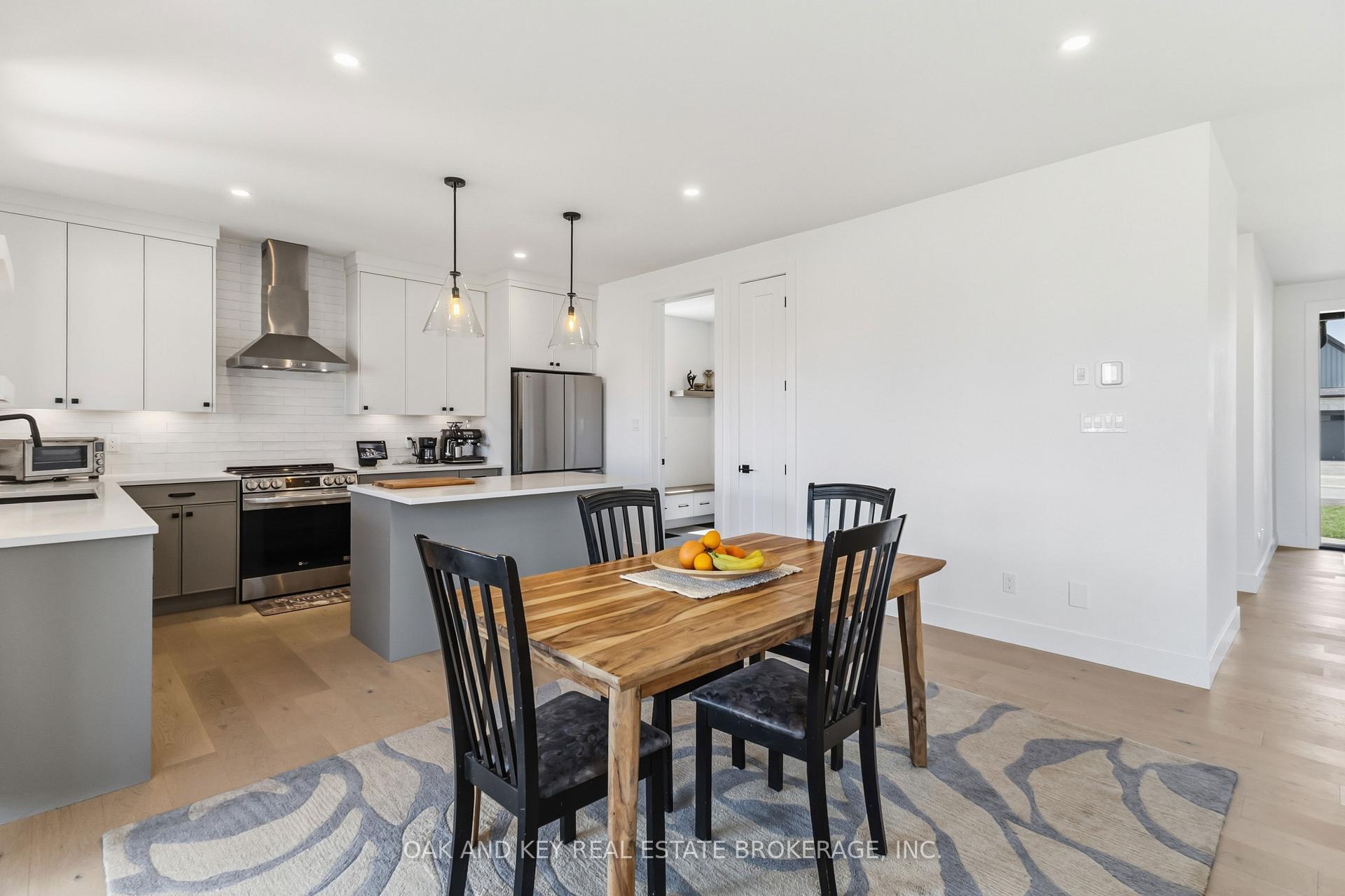 Photo 19 of 13 Briscoe Crescent, Strathroy-Caradoc, NE — HOMEH
