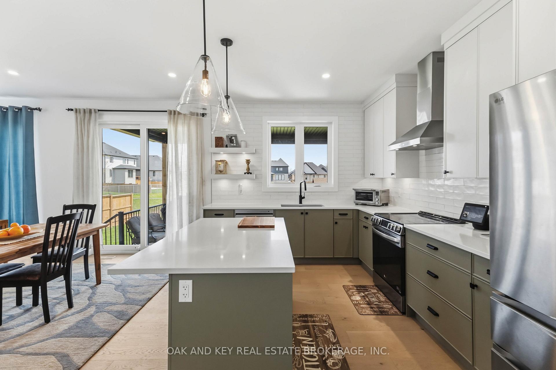 Photo 22 of 13 Briscoe Crescent, Strathroy-Caradoc, NE — HOMEH