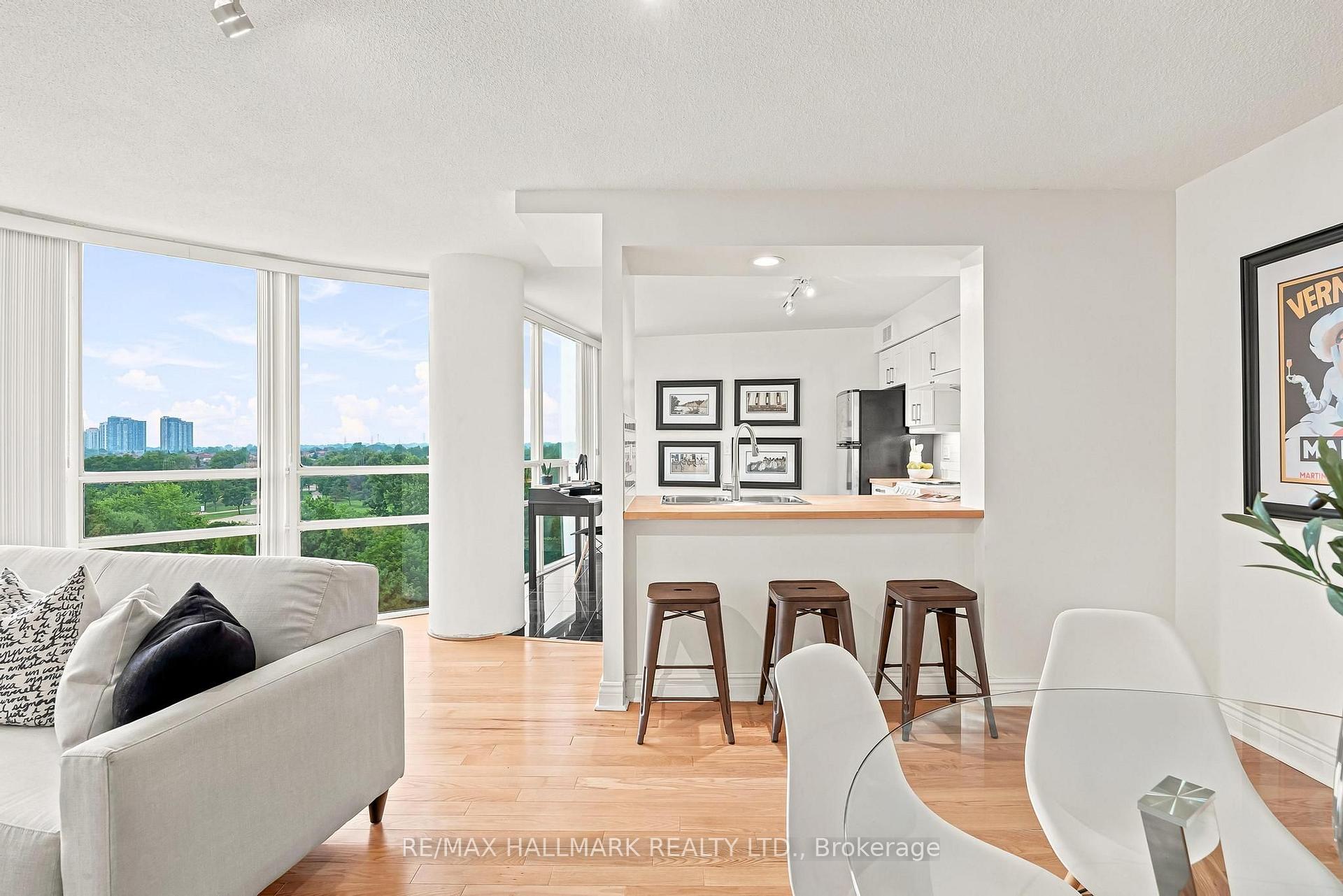 Photo 7 of Unit 607, 50 Eglinton Avenue W, Mississauga, Hurontario — HOMEH