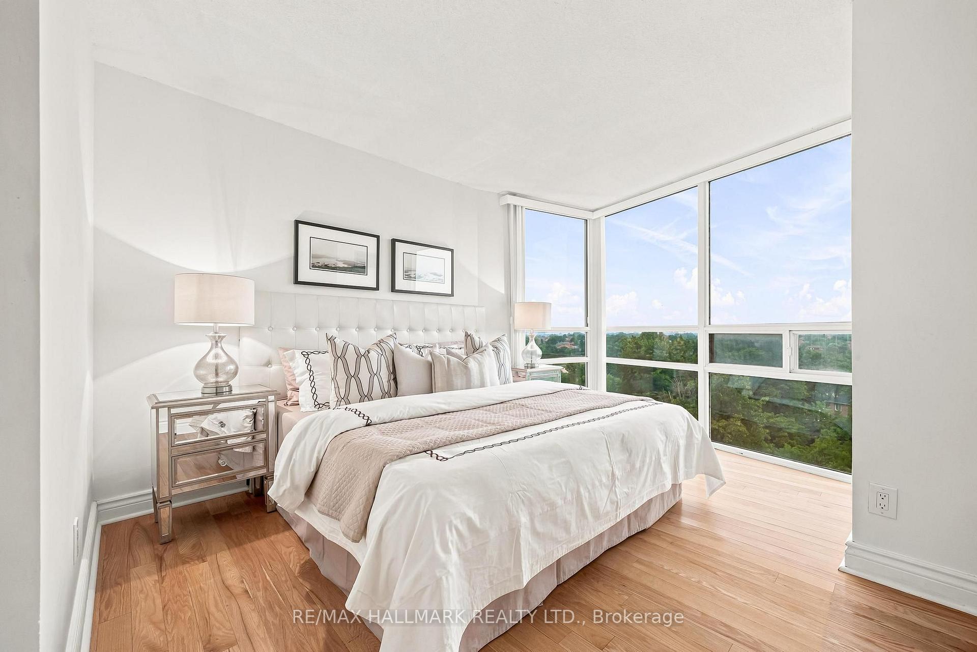 Photo 19 of Unit 607, 50 Eglinton Avenue W, Mississauga, Hurontario — HOMEH