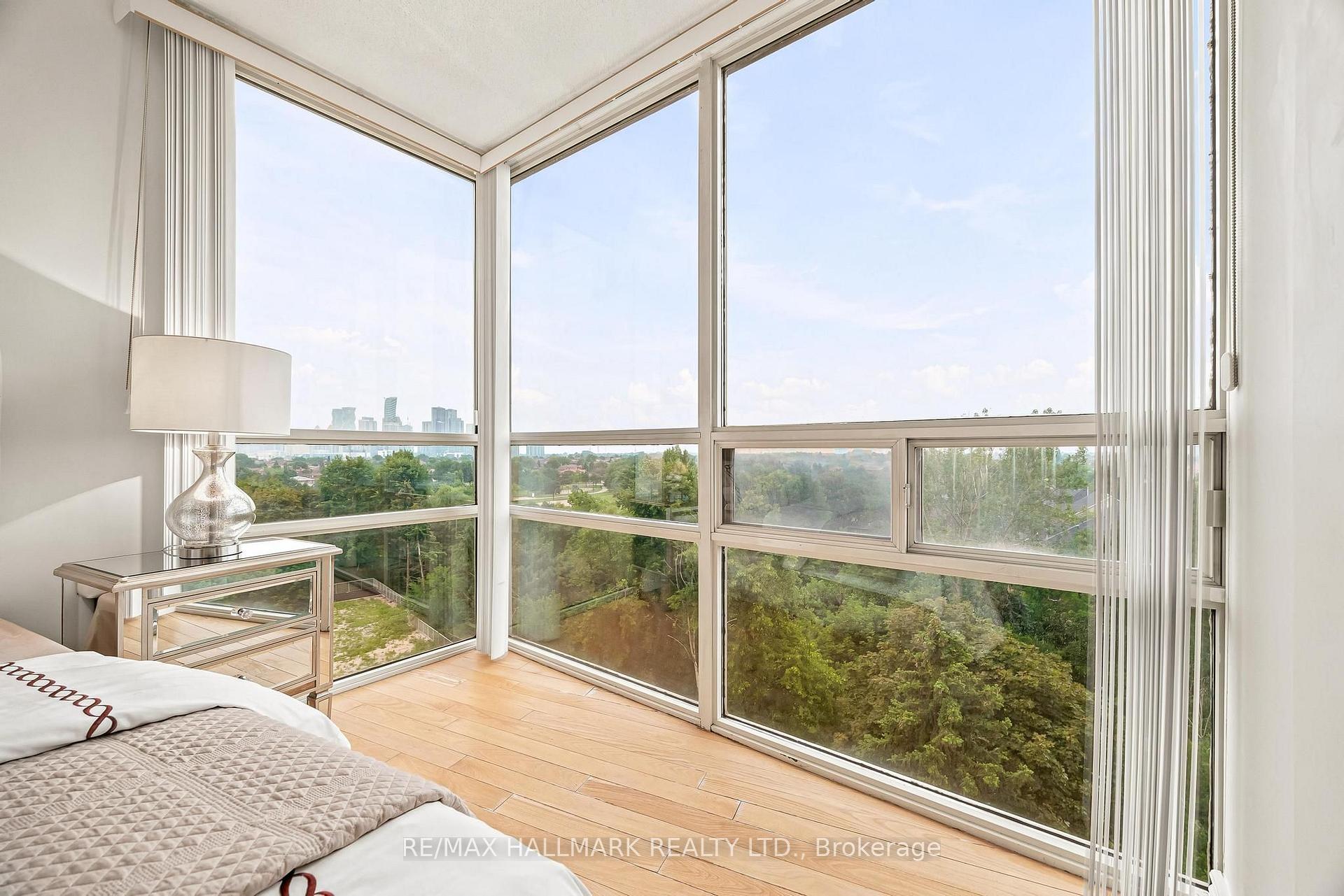 Photo 21 of Unit 607, 50 Eglinton Avenue W, Mississauga, Hurontario — HOMEH