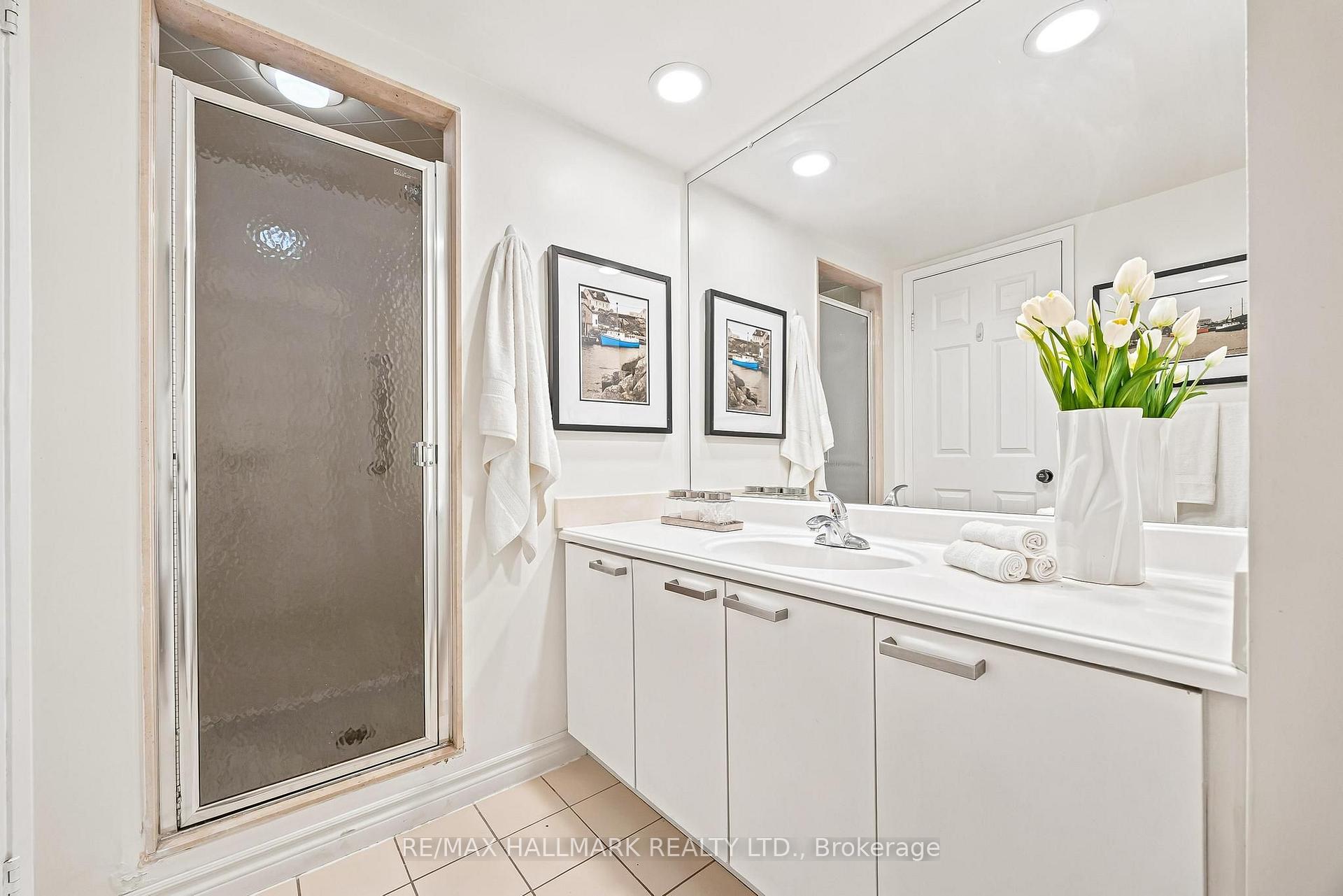 Photo 23 of Unit 607, 50 Eglinton Avenue W, Mississauga, Hurontario — HOMEH
