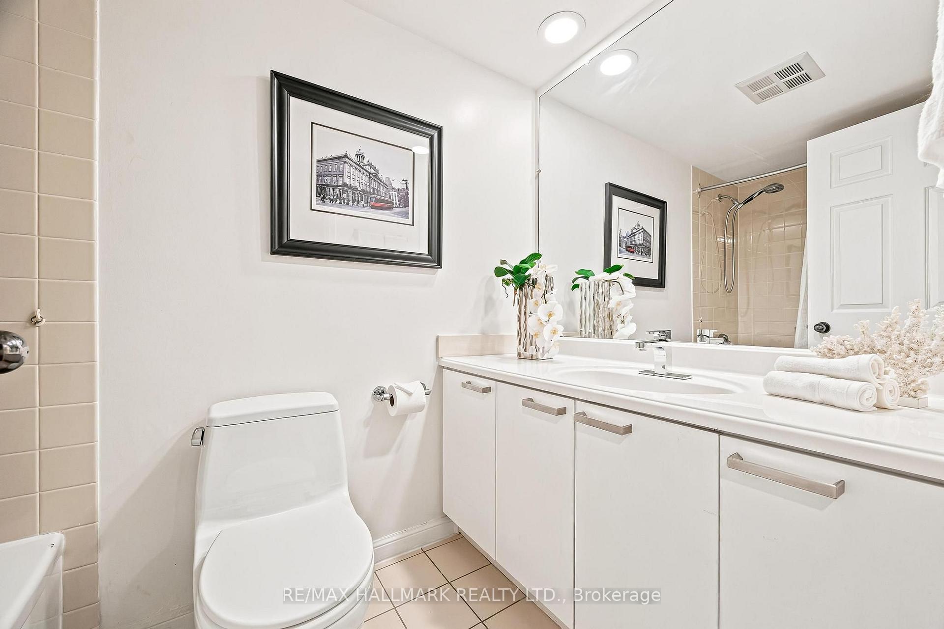 Photo 28 of Unit 607, 50 Eglinton Avenue W, Mississauga, Hurontario — HOMEH