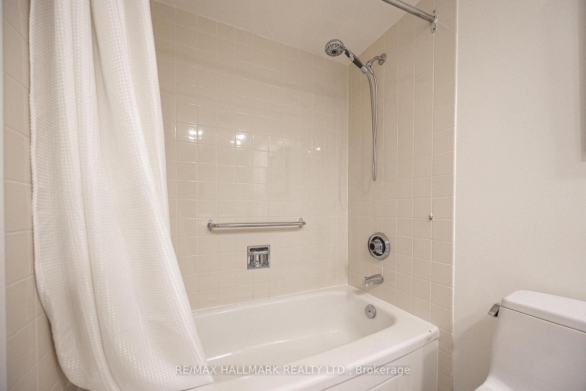 Photo 30 of Unit 607, 50 Eglinton Avenue W, Mississauga, Hurontario — HOMEH