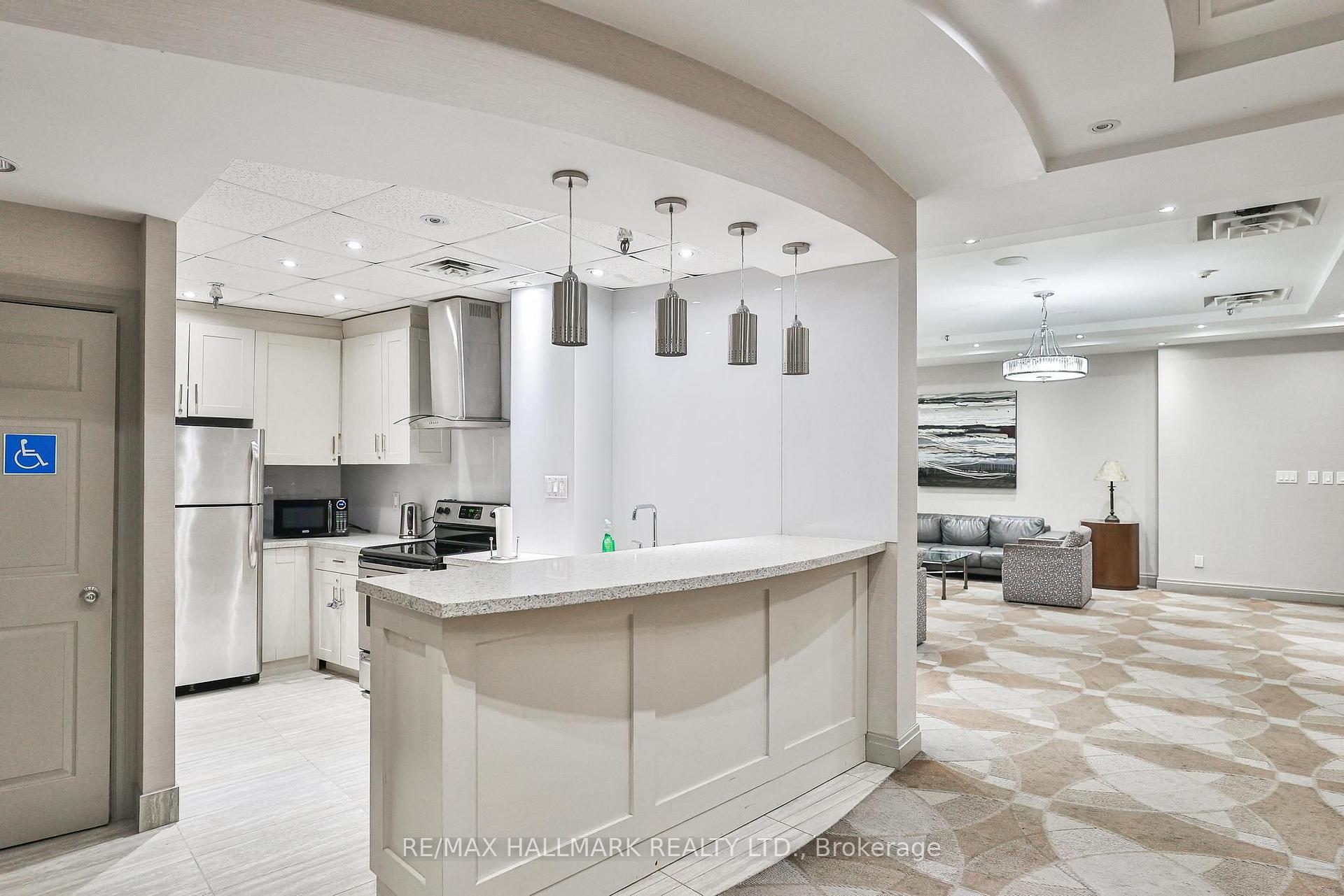 Photo 38 of Unit 607, 50 Eglinton Avenue W, Mississauga, Hurontario — HOMEH