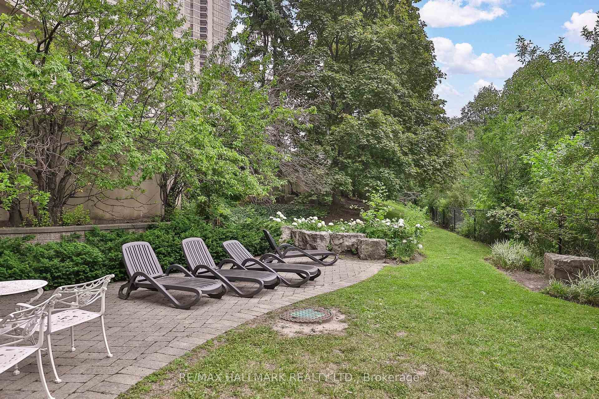 Photo 44 of Unit 607, 50 Eglinton Avenue W, Mississauga, Hurontario — HOMEH