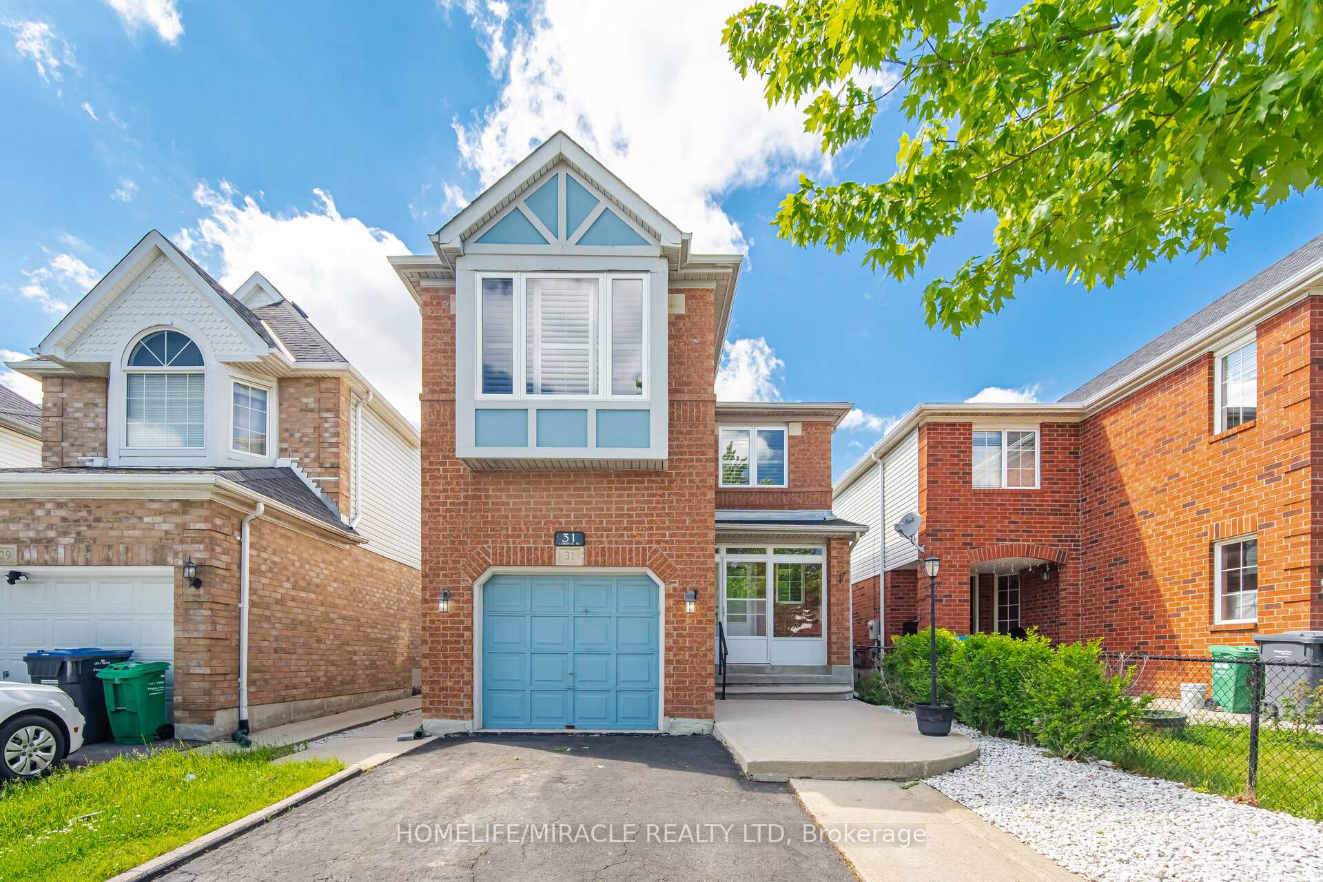 Photo 3 of 31 Larkspur Road, Brampton, Sandringham-Wellington — HOMEH