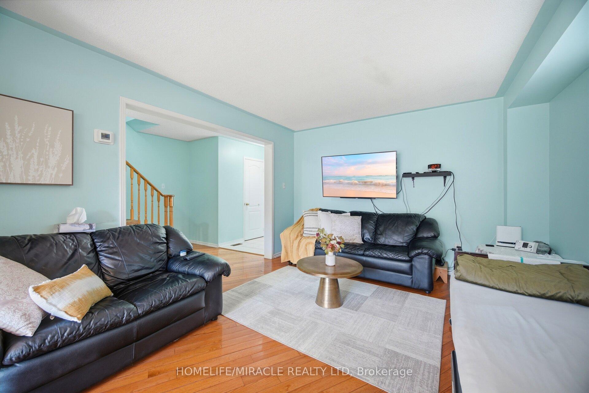 Photo 7 of 31 Larkspur Road, Brampton, Sandringham-Wellington — HOMEH