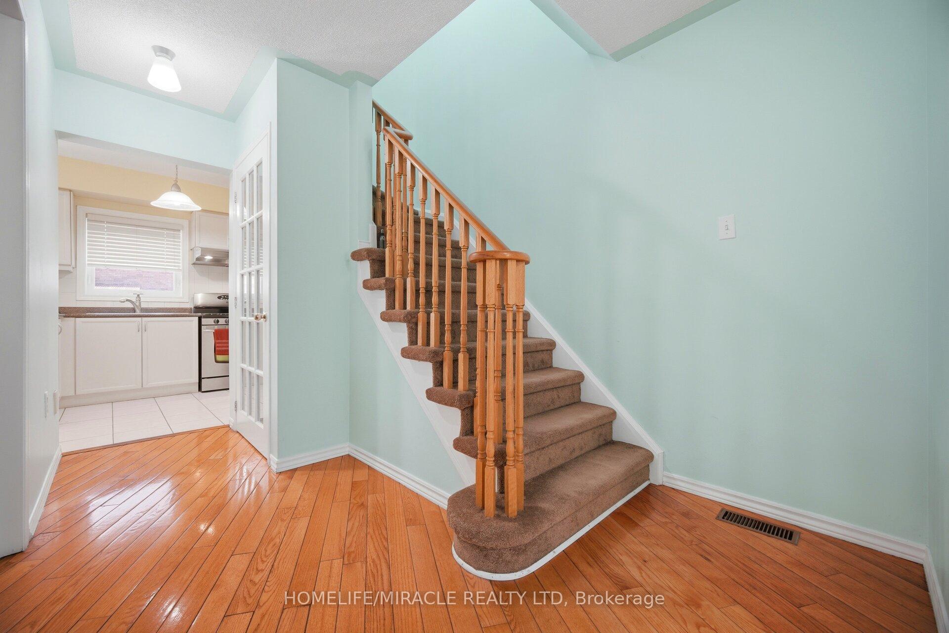 Photo 23 of 31 Larkspur Road, Brampton, Sandringham-Wellington — HOMEH
