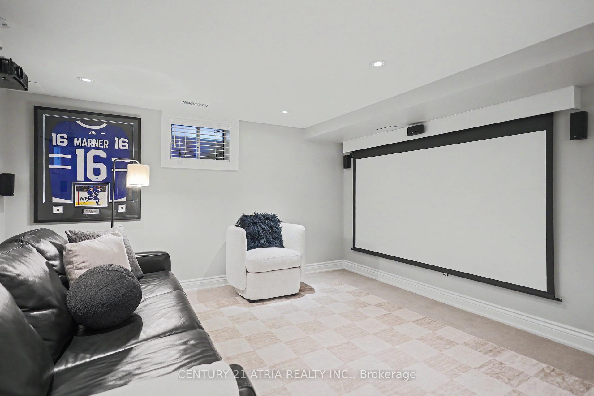 Photo 28 of 62 Lynngrove Avenue, Etobicoke, Kingsway South — HOMEH