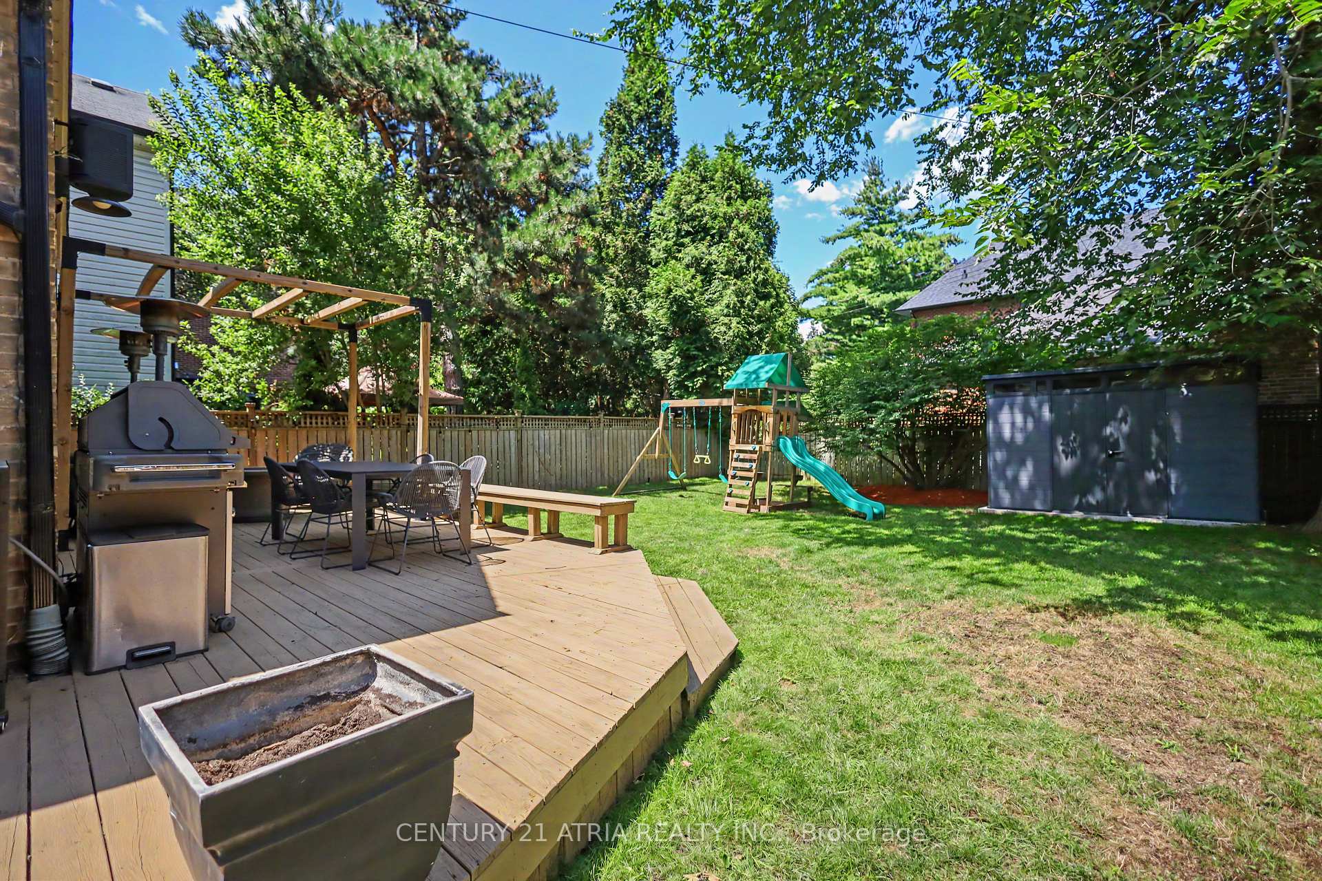 Photo 34 of 62 Lynngrove Avenue, Etobicoke, Kingsway South — HOMEH