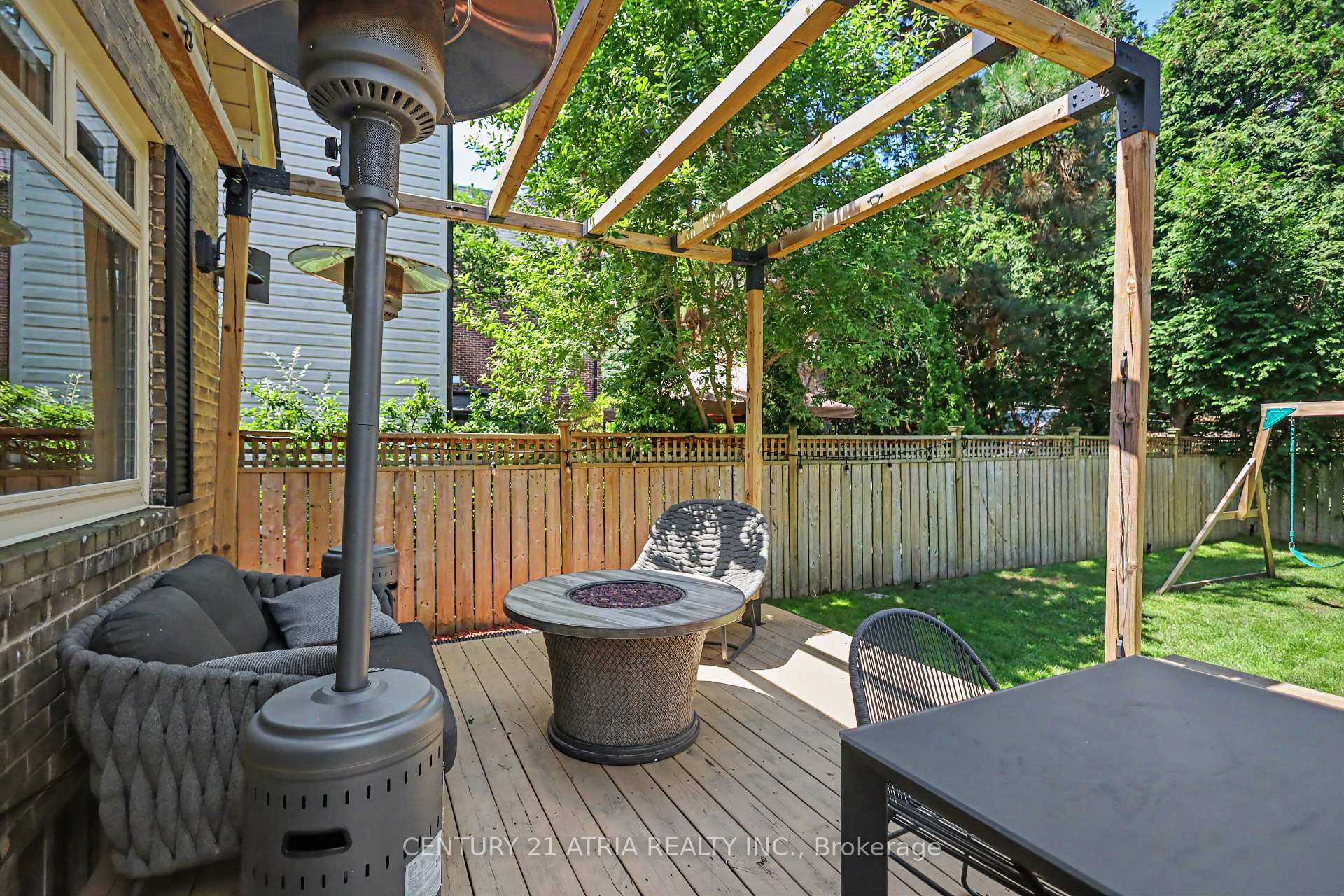 Photo 37 of 62 Lynngrove Avenue, Etobicoke, Kingsway South — HOMEH