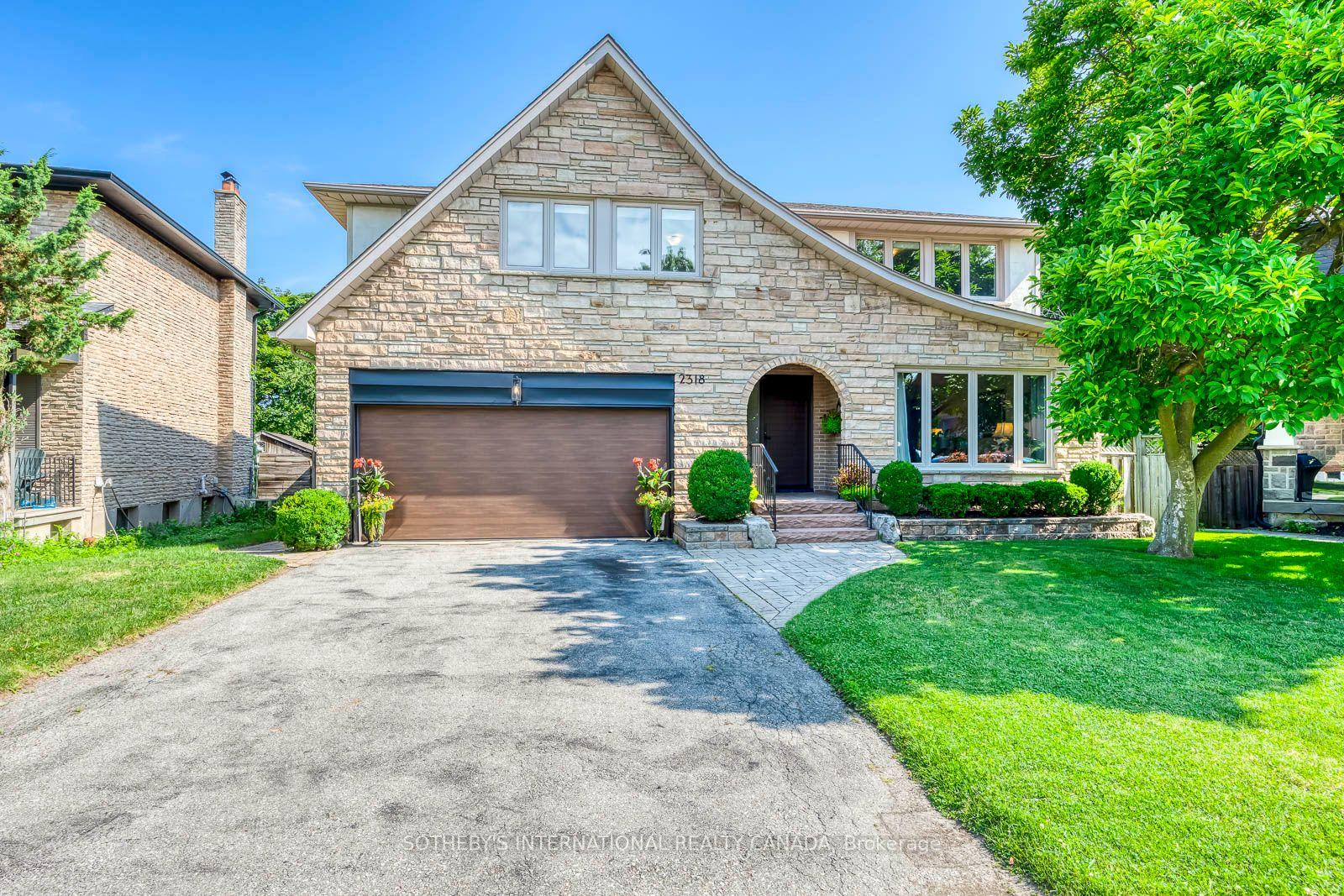 Front of 2318 Malden Court