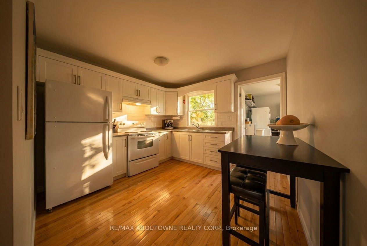 Photo 21 of 435 Waverly Street, Hamilton, McQuesten — HOMEH