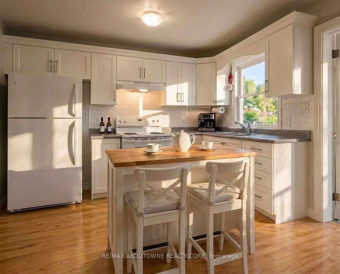 Photo 24 of 435 Waverly Street, Hamilton, McQuesten — HOMEH