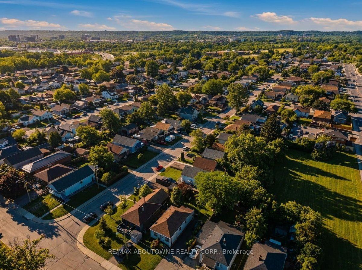 Photo 41 of 435 Waverly Street, Hamilton, McQuesten — HOMEH