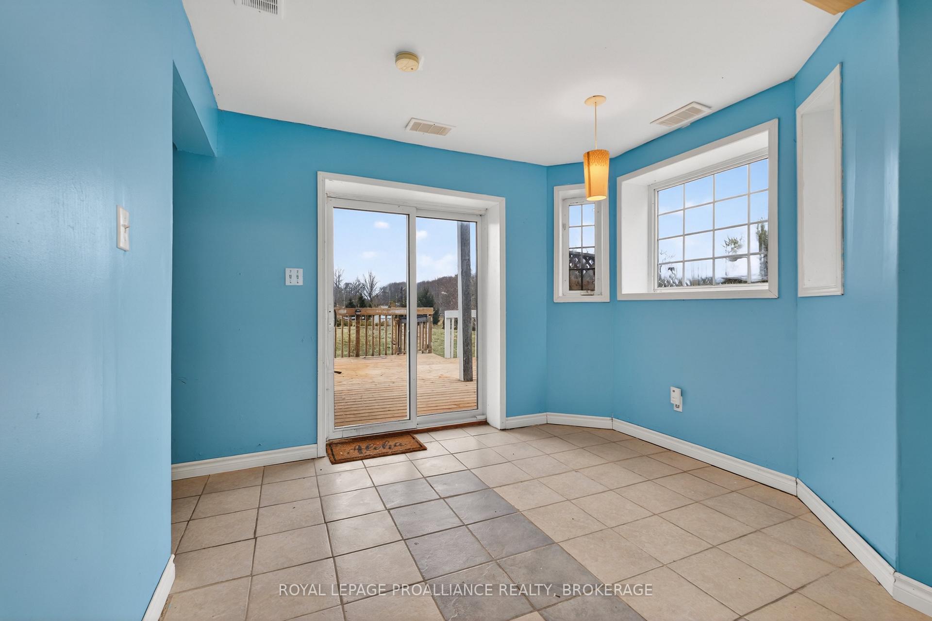 Photo 24 of 3081 Barnaby Court, Kingston, City North of 401 — HOMEH