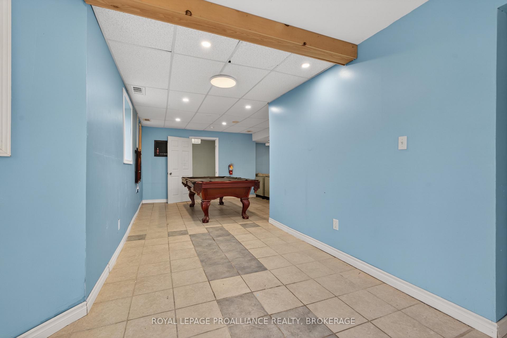 Photo 25 of 3081 Barnaby Court, Kingston, City North of 401 — HOMEH