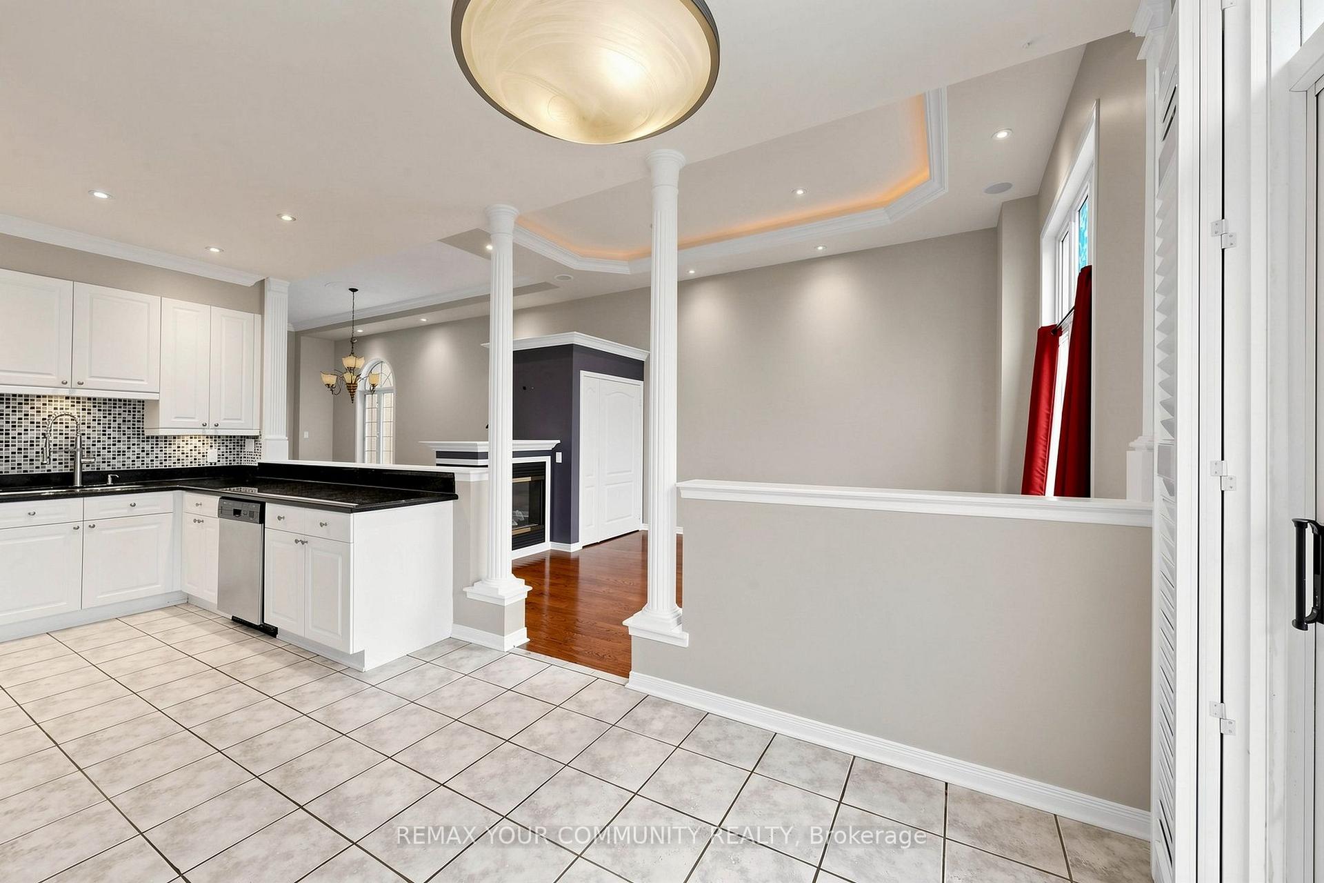 Photo 10 of Unit (Upper), 222 Kayla Crescent, Vaughan, Maple — HOMEH