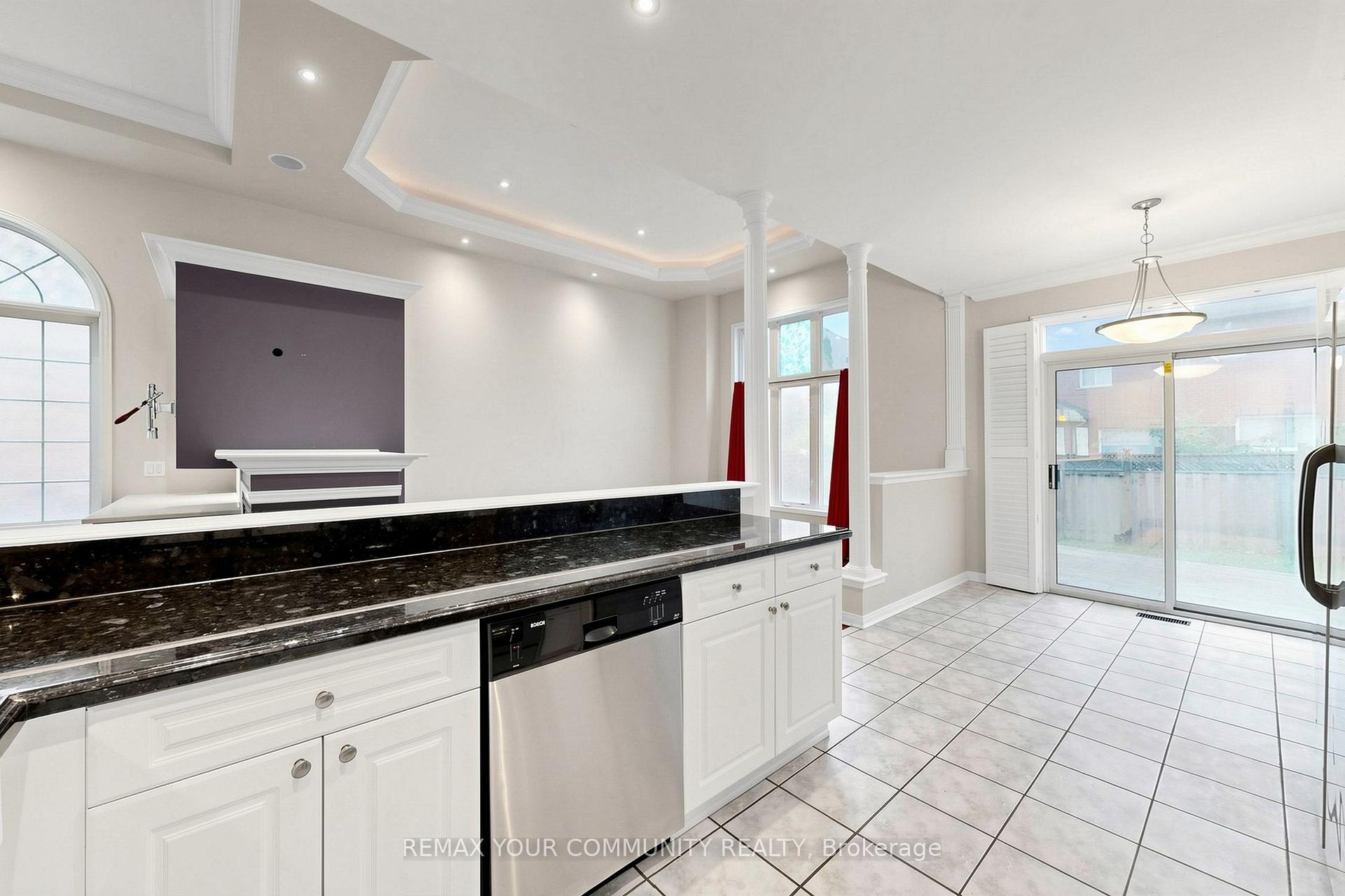 Photo 12 of Unit (Upper), 222 Kayla Crescent, Vaughan, Maple — HOMEH
