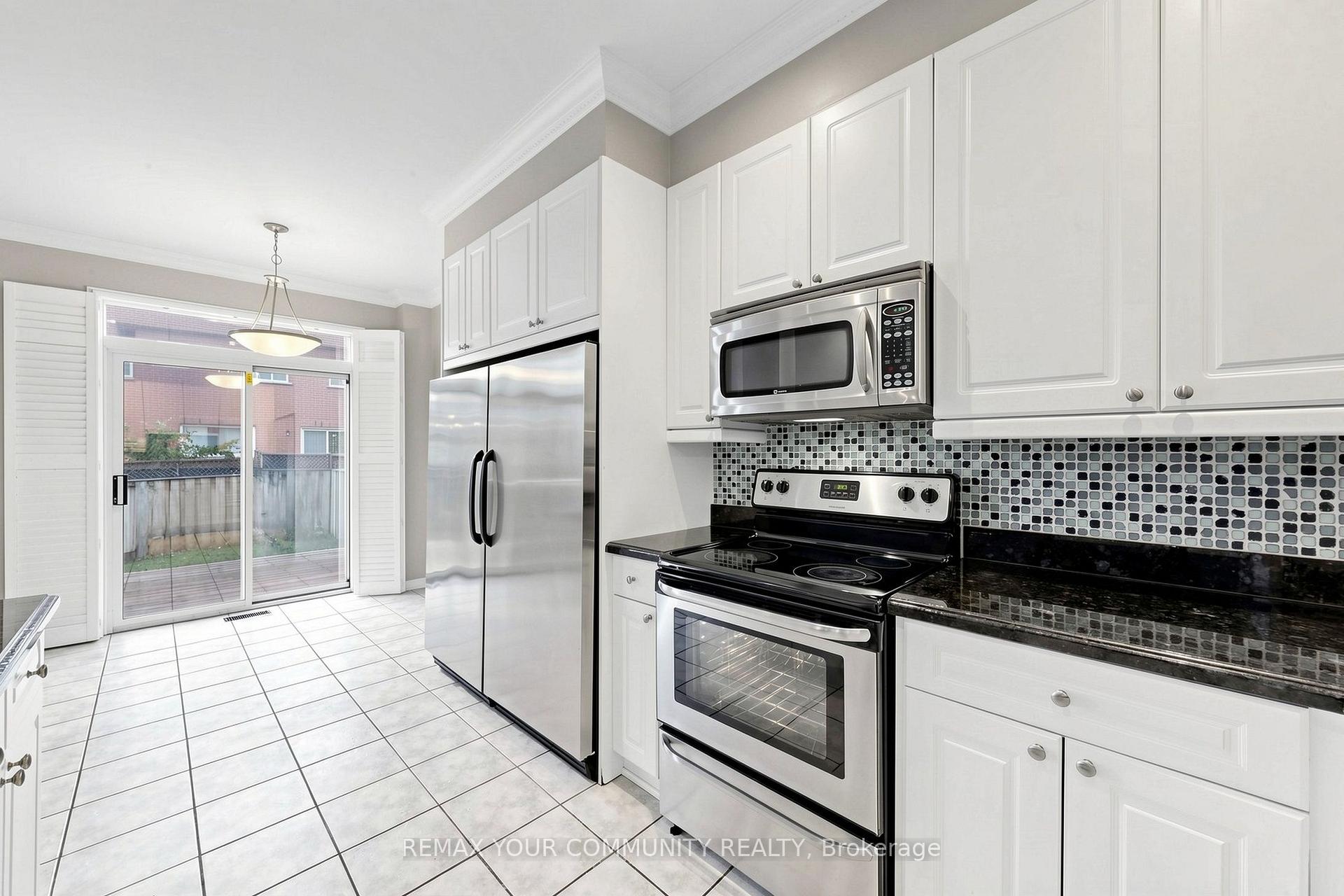 Photo 13 of Unit (Upper), 222 Kayla Crescent, Vaughan, Maple — HOMEH
