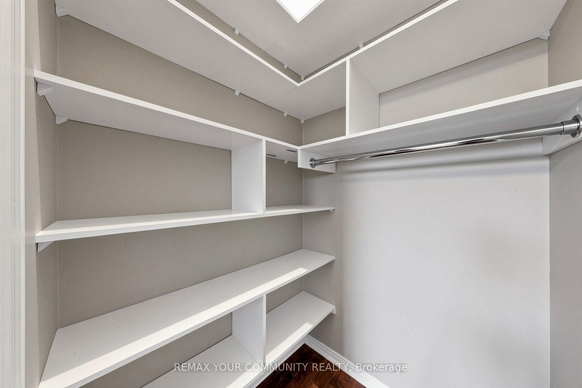Photo 26 of Unit (Upper), 222 Kayla Crescent, Vaughan, Maple — HOMEH